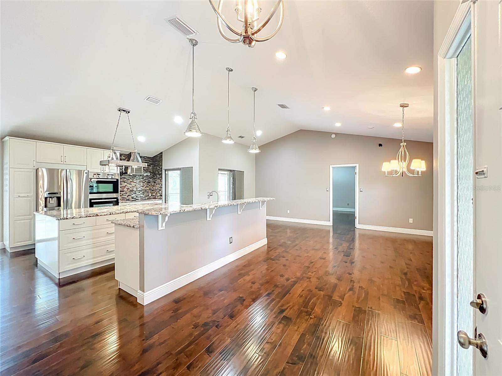 SILVER WOODS PH 01 - Residential Lease