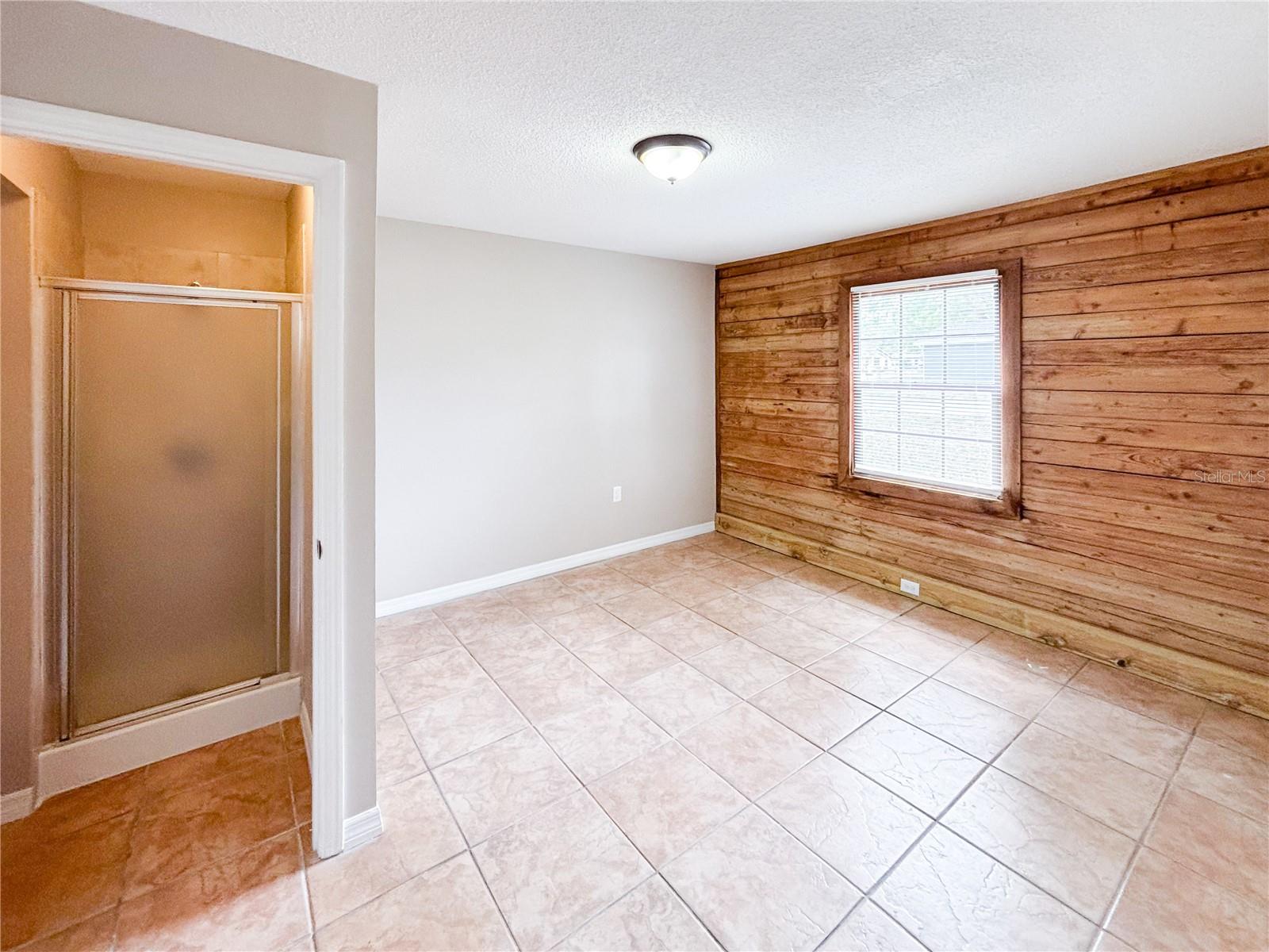 KINGSWAY DOWNS UNIT THREE - Residential
