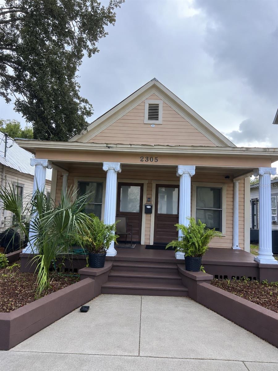 Photo of 2305 E 5th Avenue, Tampa, FL 33605 (MLS # TB8561559)