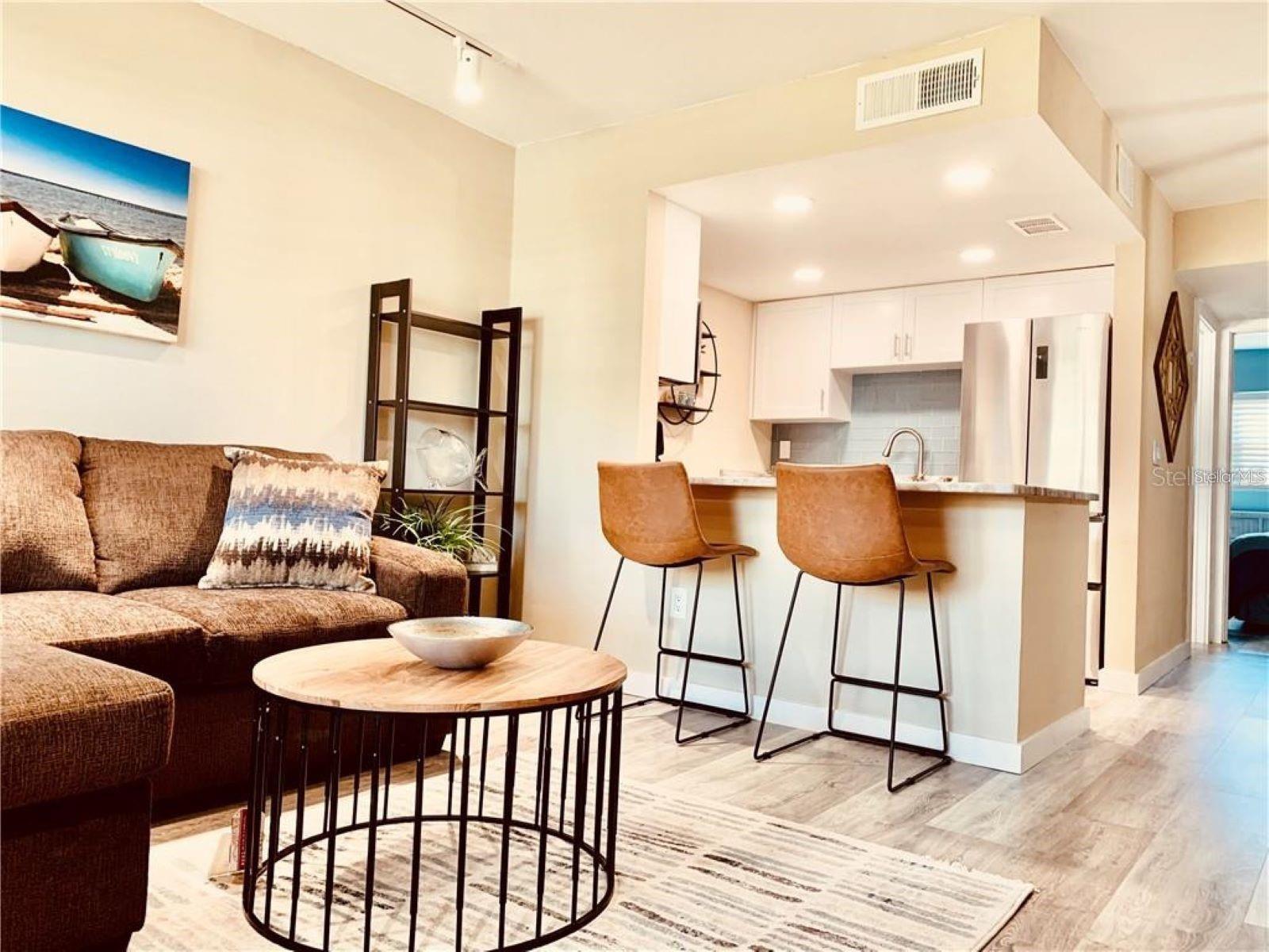 WESTWIND CONDO APTS - Residential