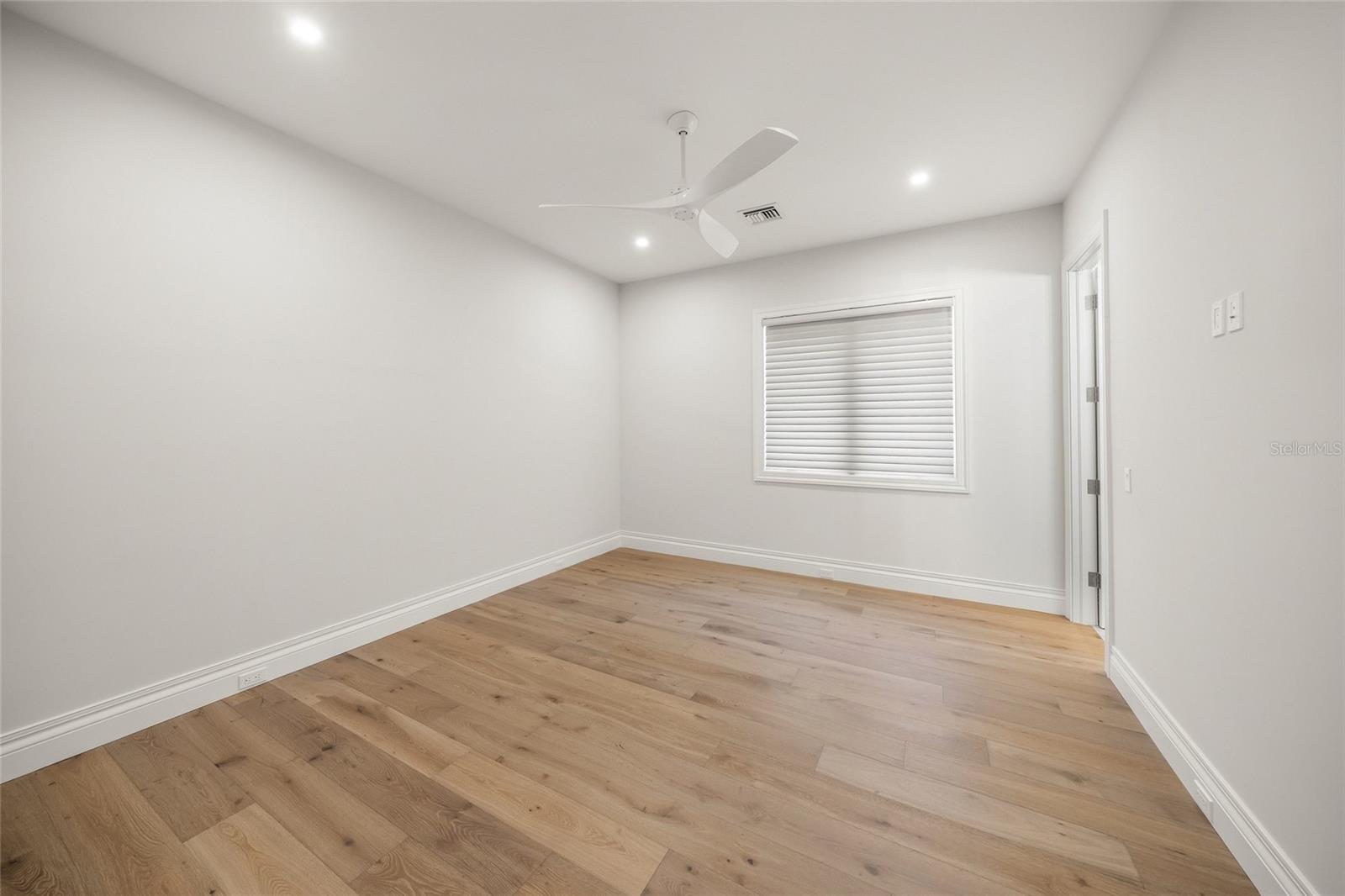 KENTWOOD ESTATES - Residential