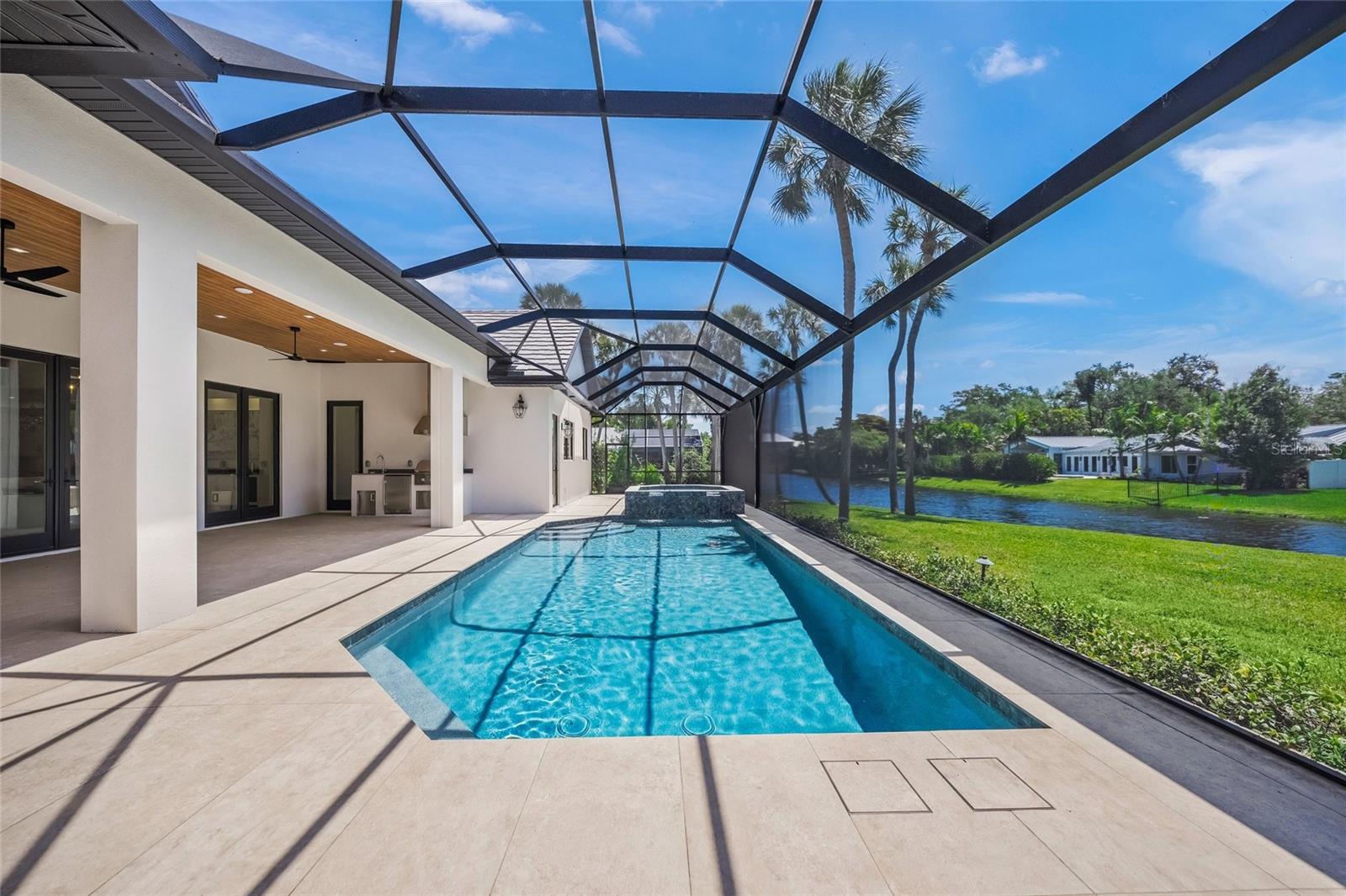 KENTWOOD ESTATES - Residential