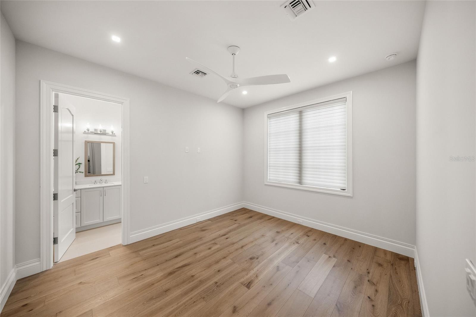 KENTWOOD ESTATES - Residential
