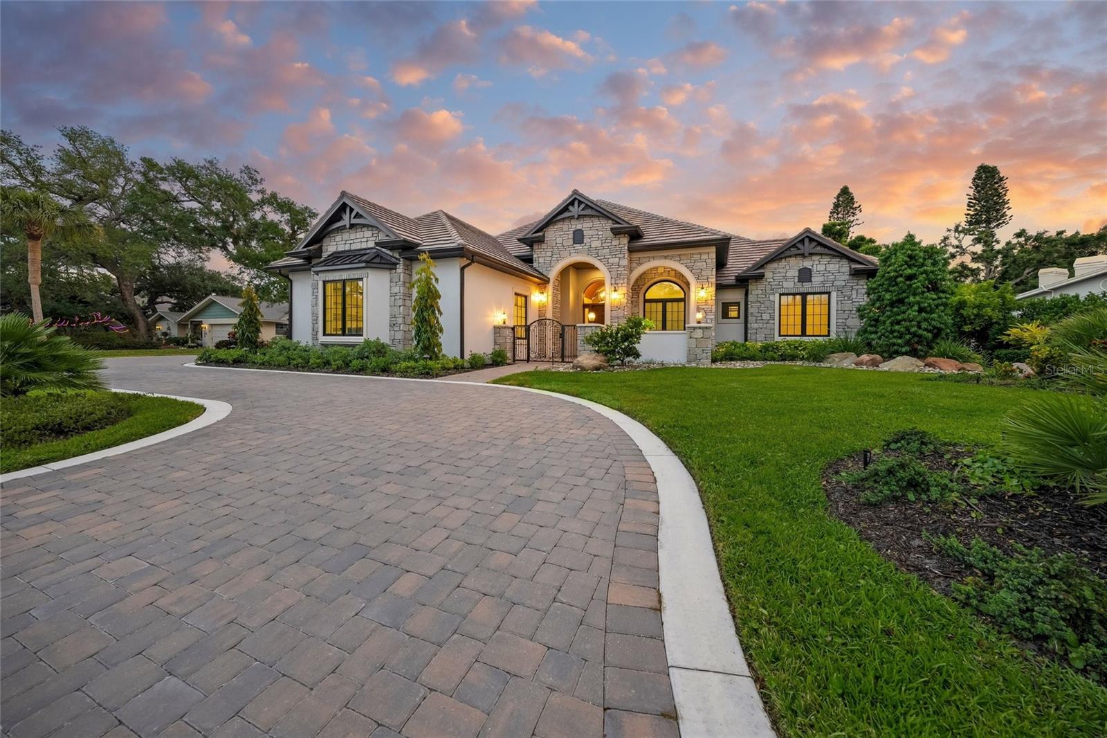 KENTWOOD ESTATES - Residential