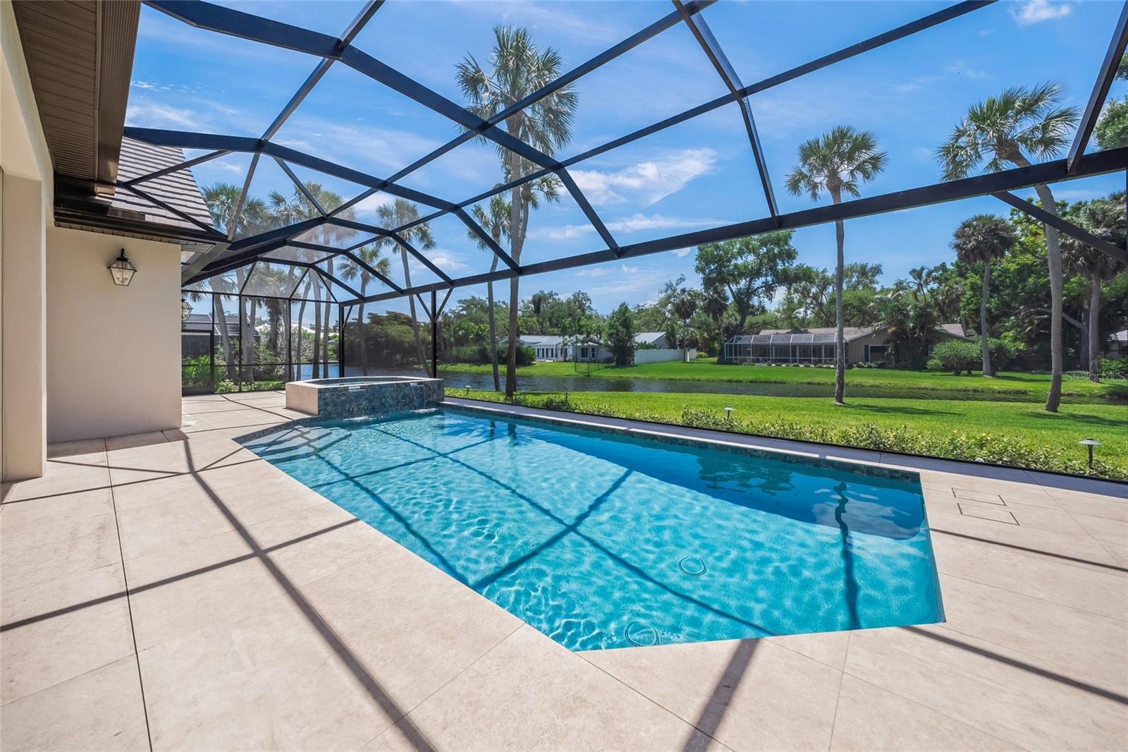 KENTWOOD ESTATES - Residential