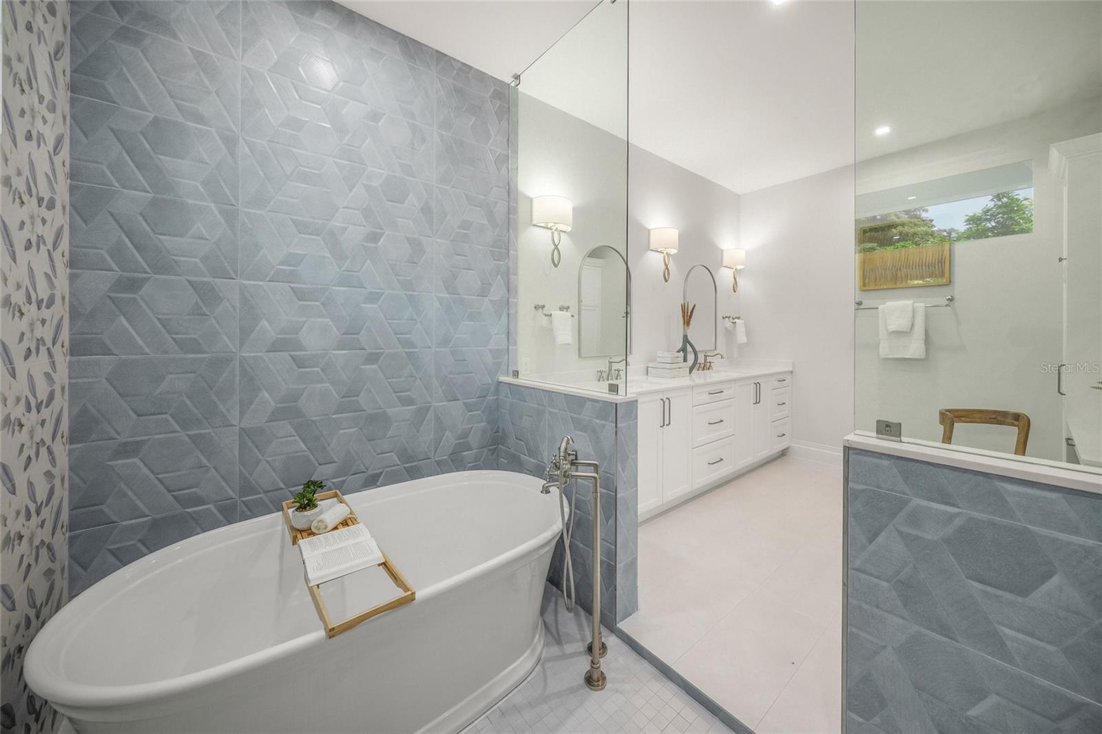 KENTWOOD ESTATES - Residential