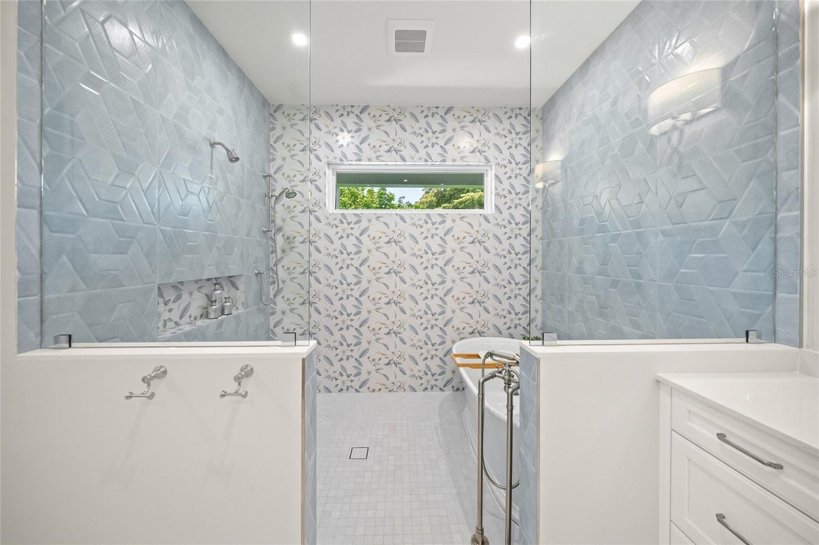 KENTWOOD ESTATES - Residential