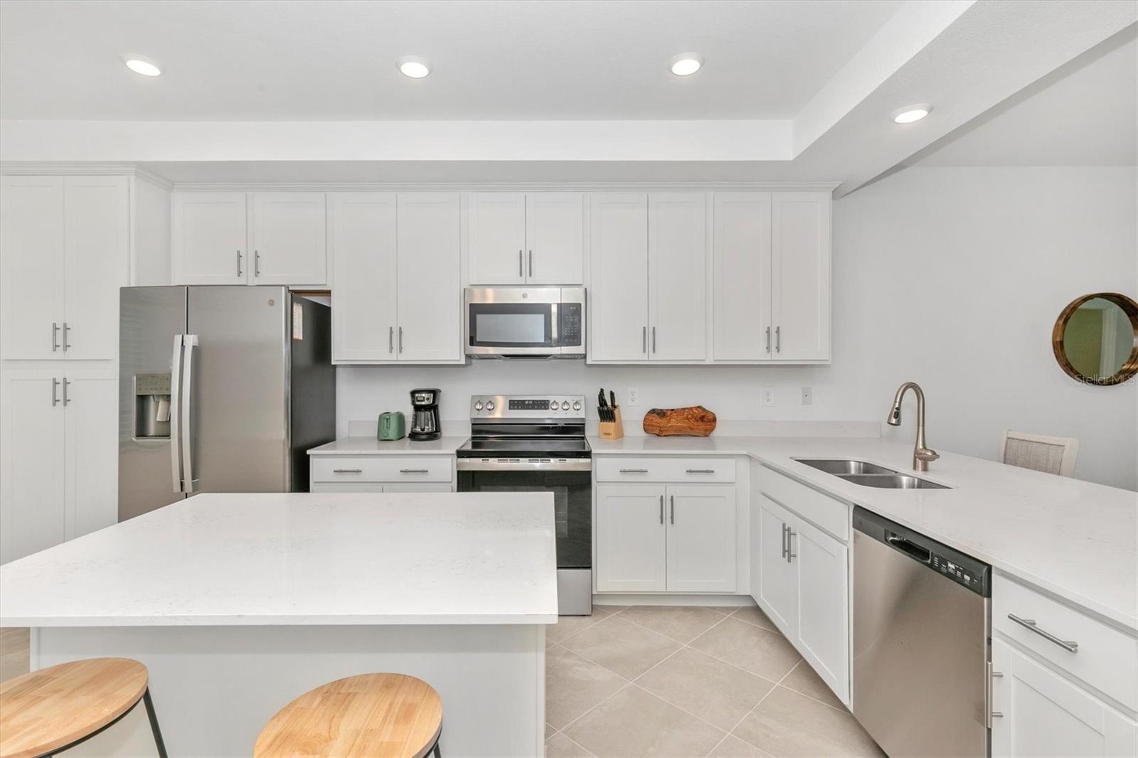 WELLEN PARK GOLF & COUNTRY CLUB - Residential