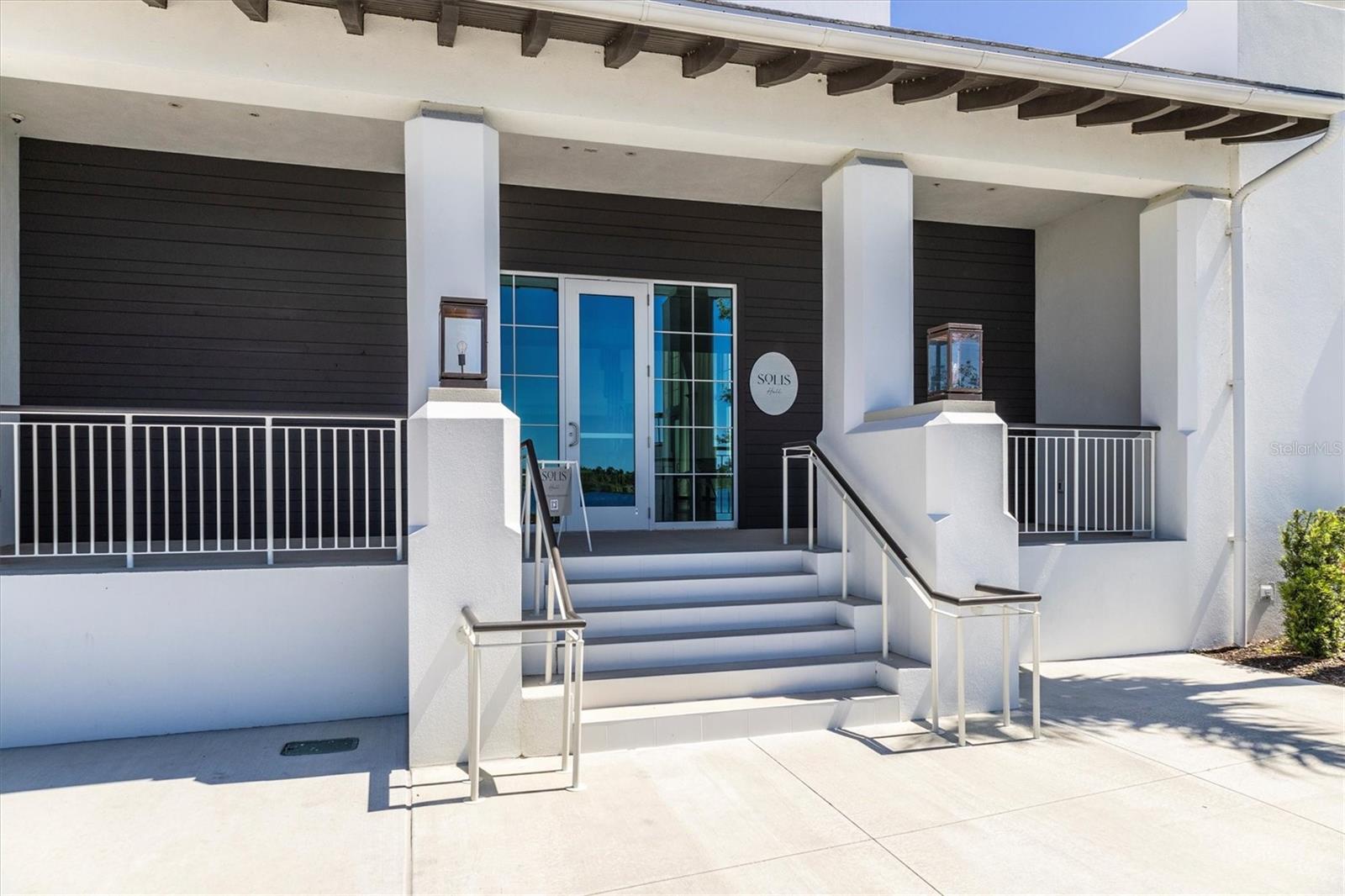 WELLEN PARK GOLF & COUNTRY CLUB - Residential