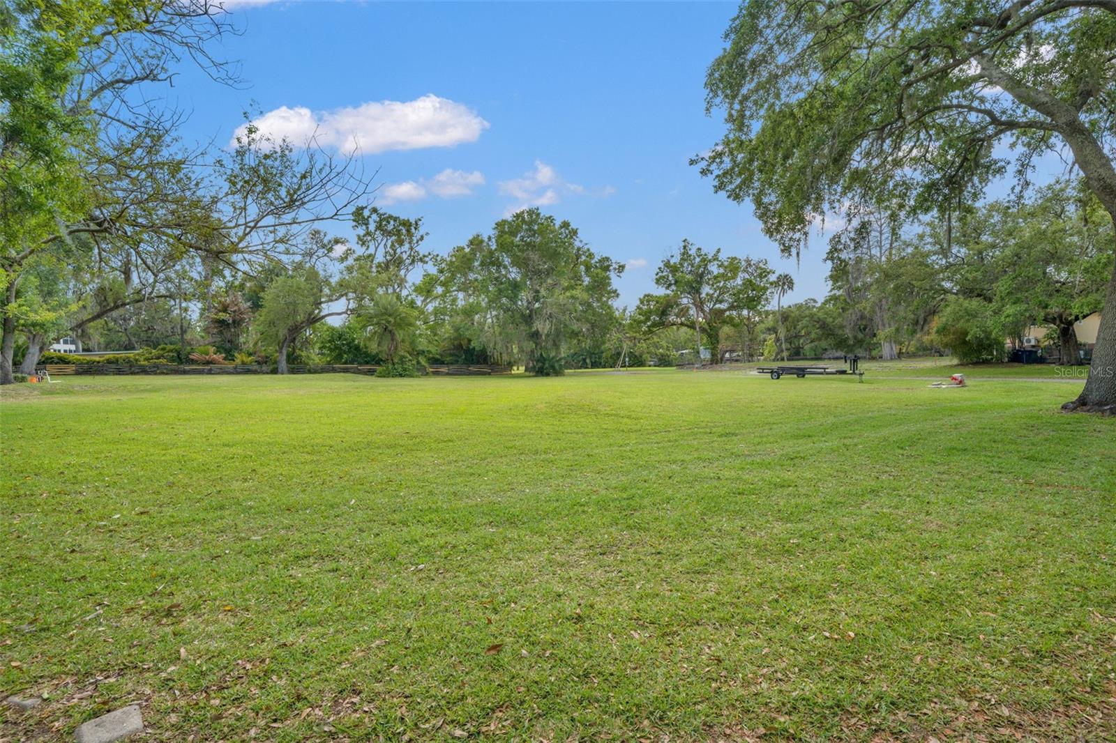 IDLEWILD ON THE HILLSBOROUGH - Land