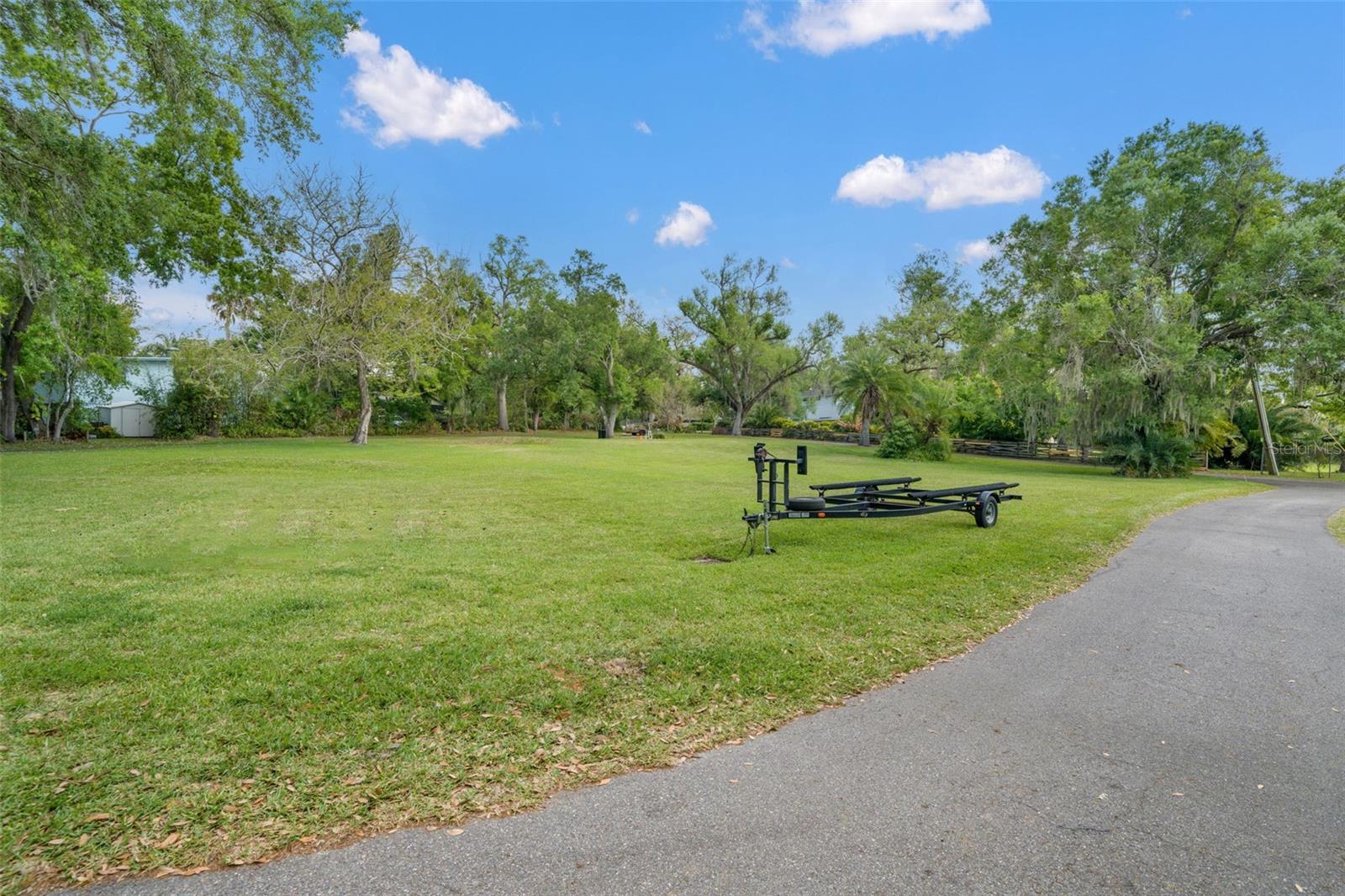 IDLEWILD ON THE HILLSBOROUGH - Land