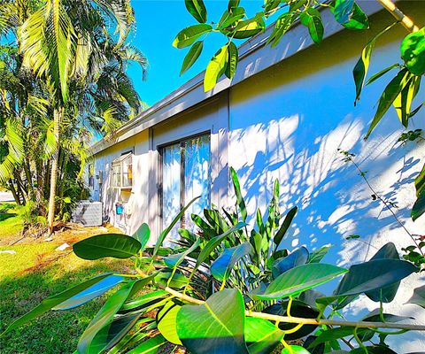 A home in SARASOTA