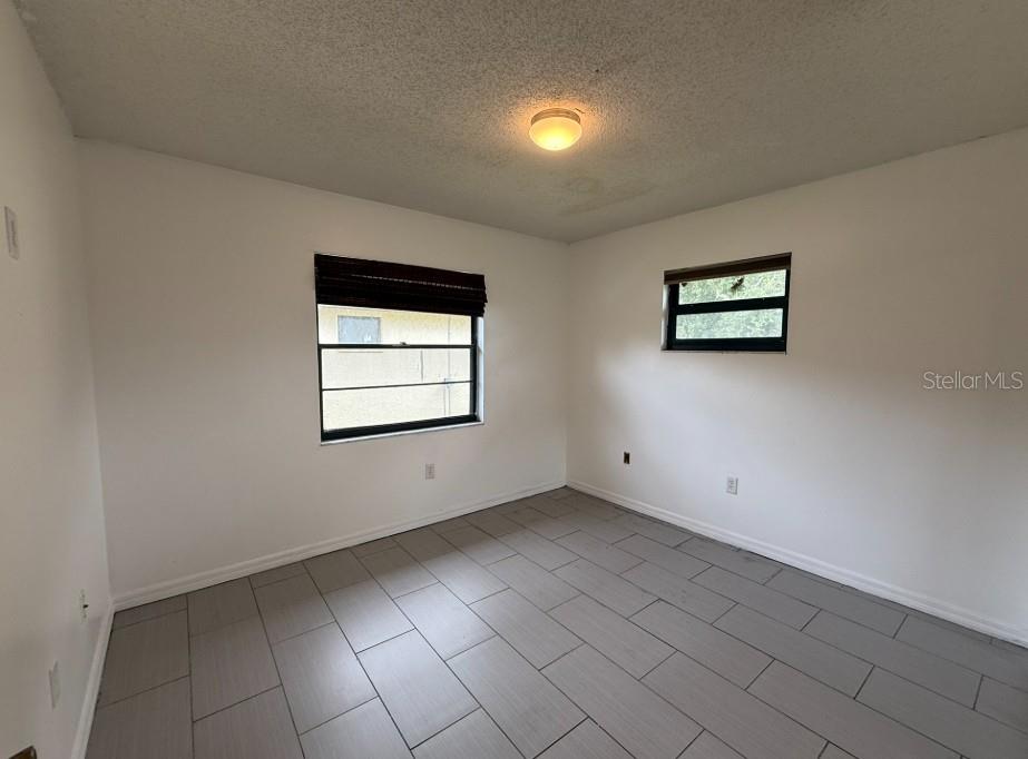 FLORIDA PALMS 2 - Residential Lease