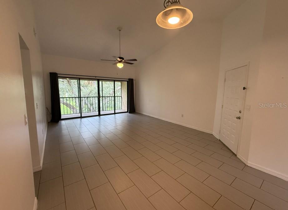 FLORIDA PALMS 2 - Residential Lease