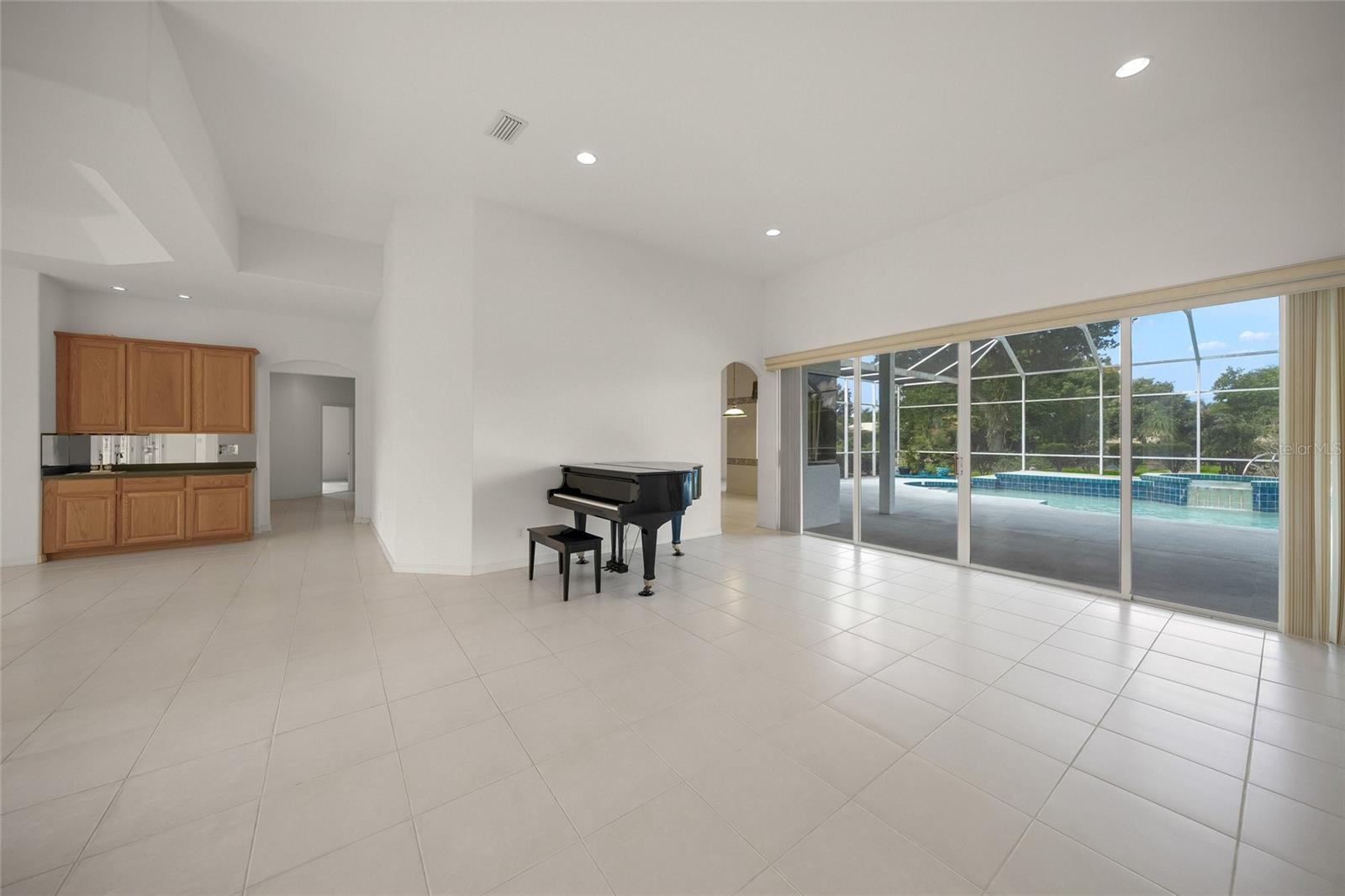 MISTY CREEK - Residential