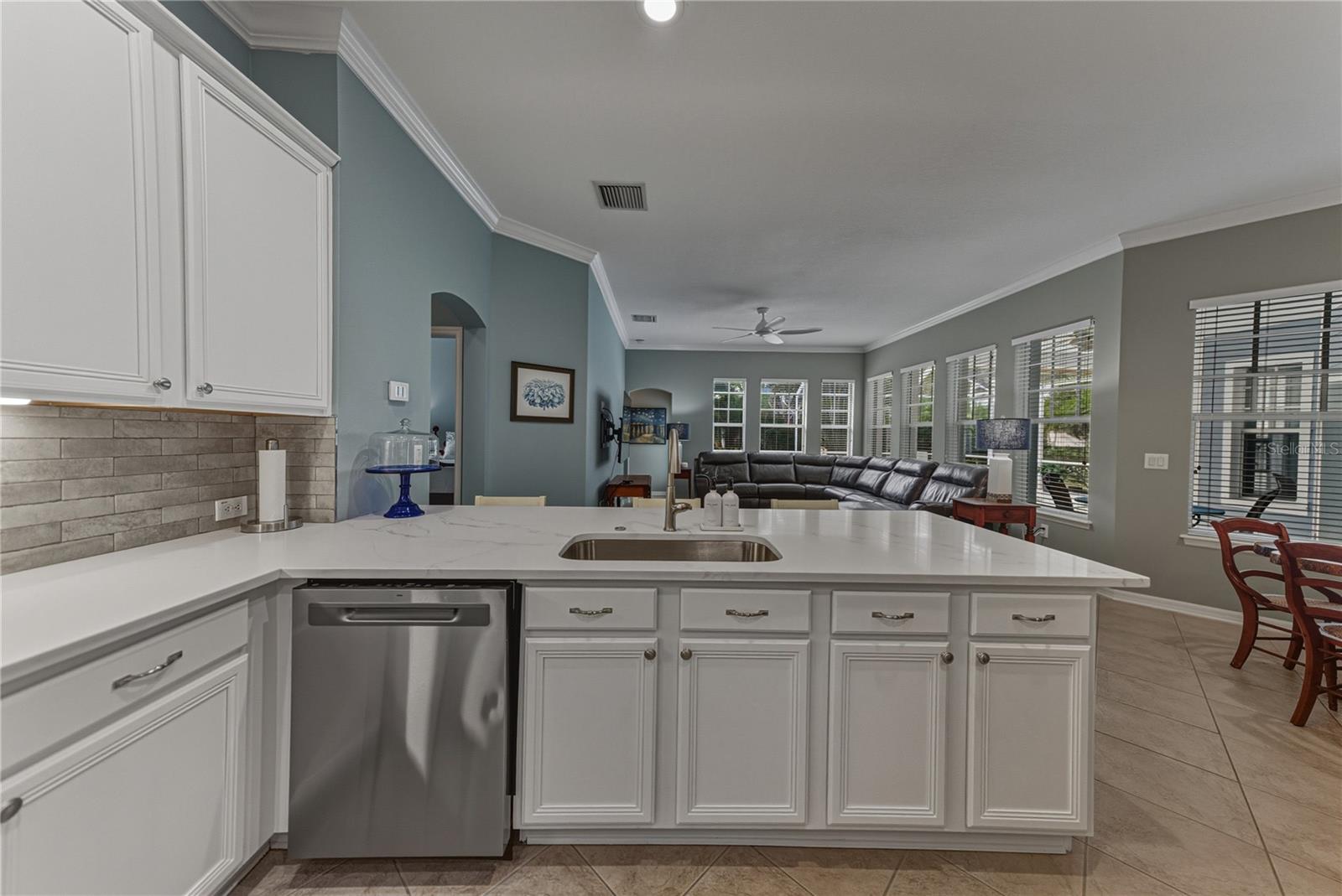 MIRABAY PH 3A-1 - Residential