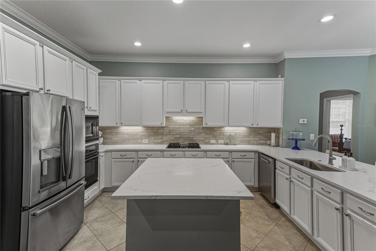 MIRABAY PH 3A-1 - Residential