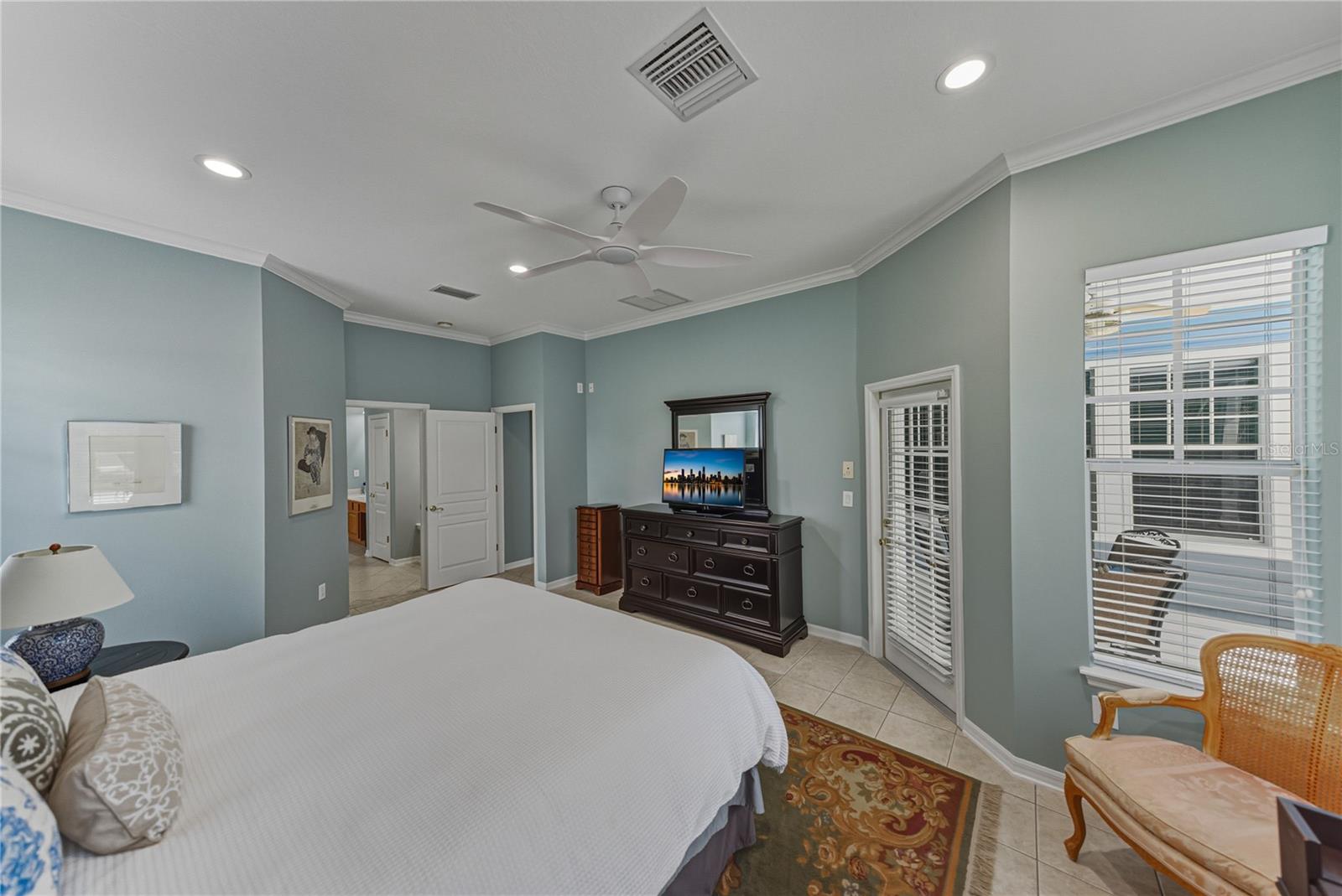 MIRABAY PH 3A-1 - Residential