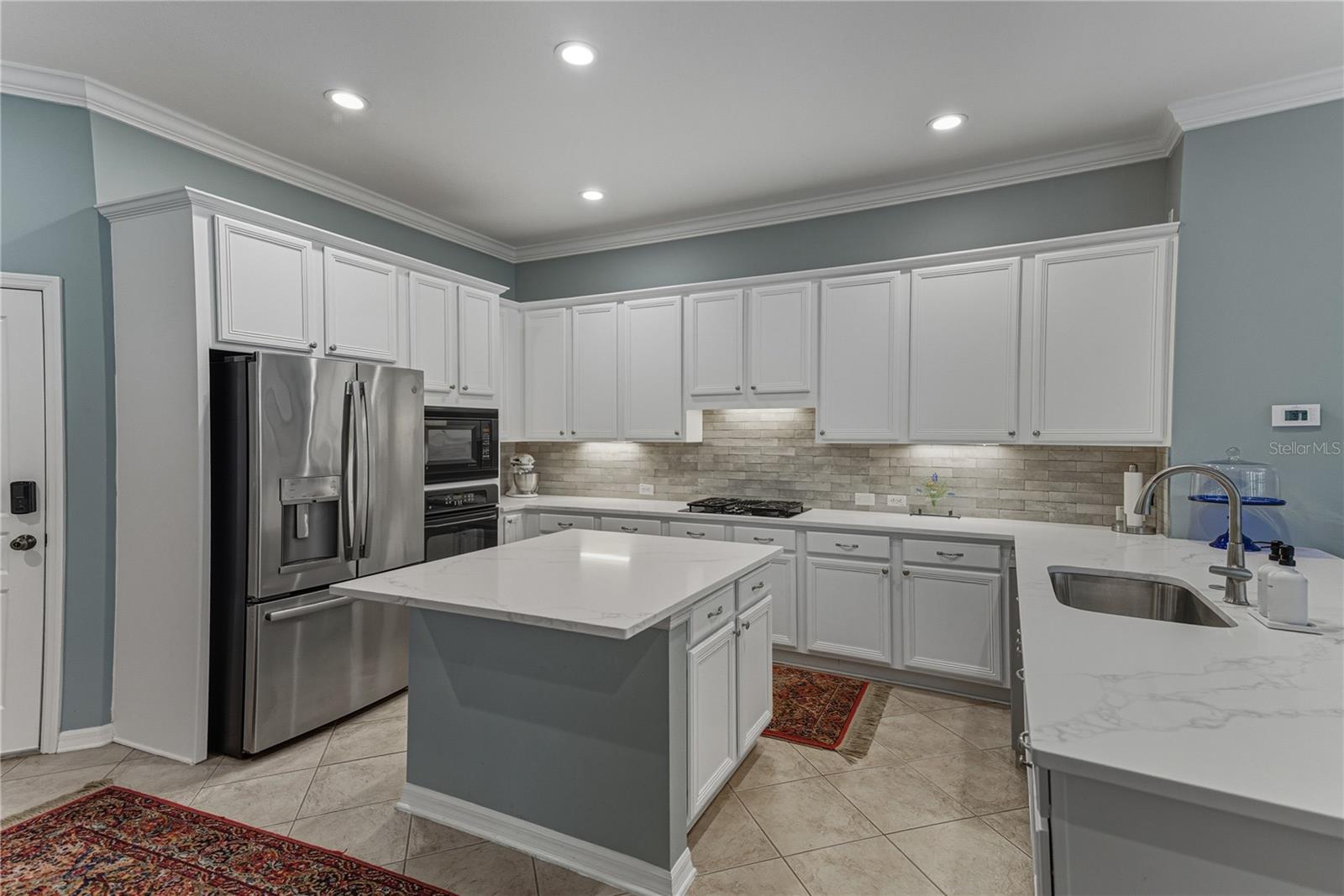 MIRABAY PH 3A-1 - Residential