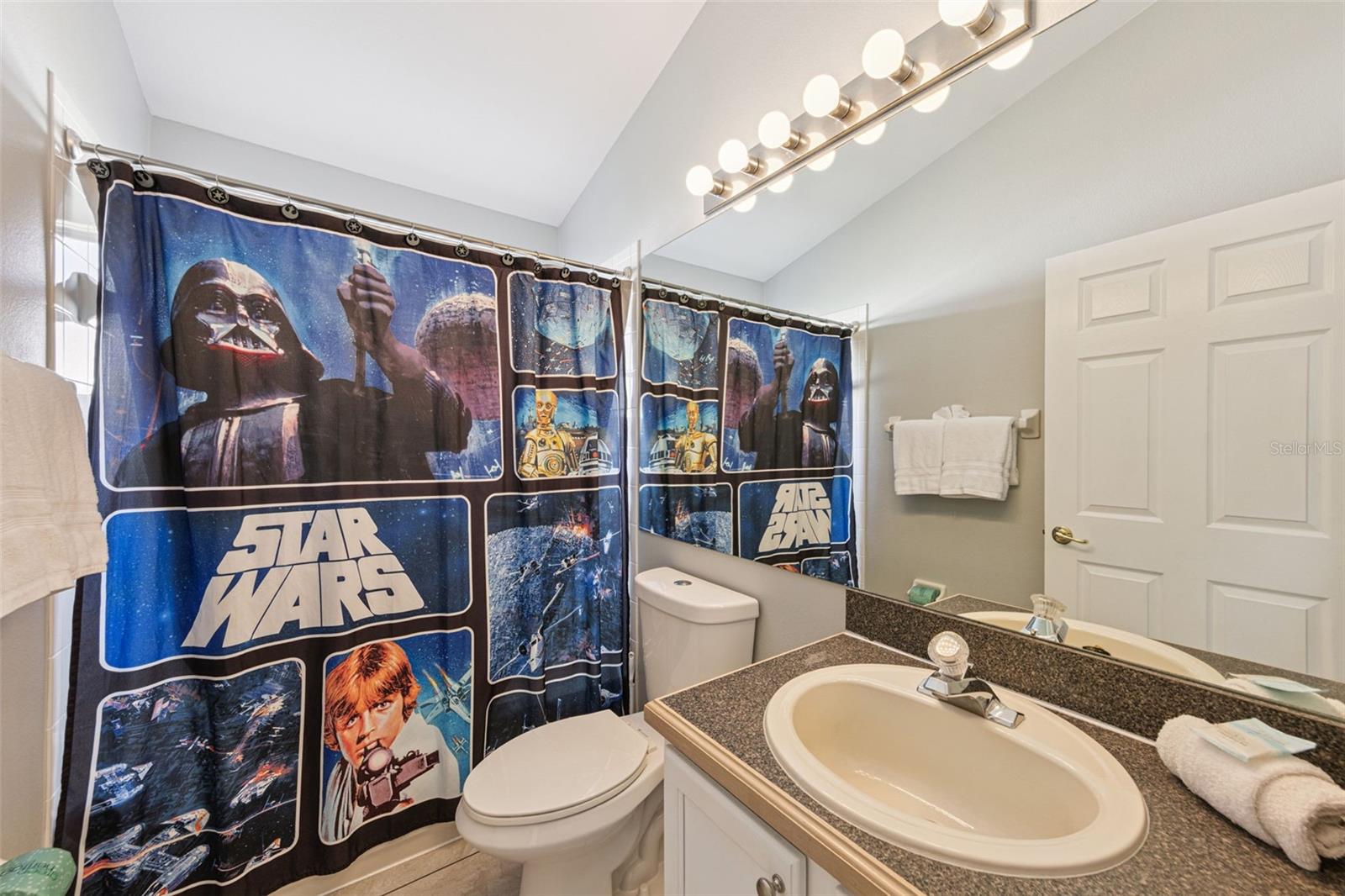 INDIAN CREEK - Residential