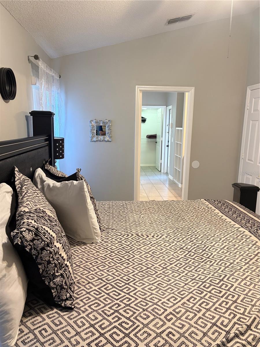 INDIAN CREEK - Residential