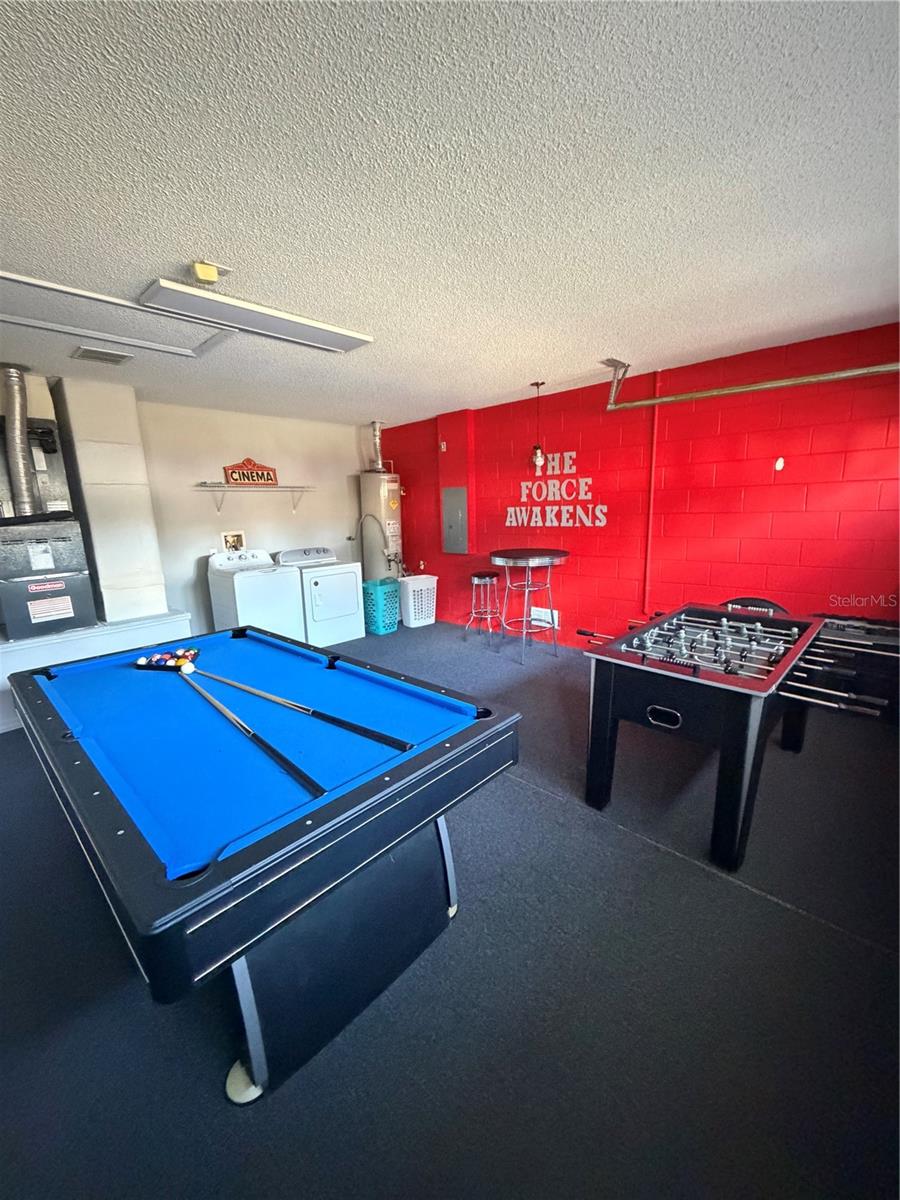 INDIAN CREEK - Residential