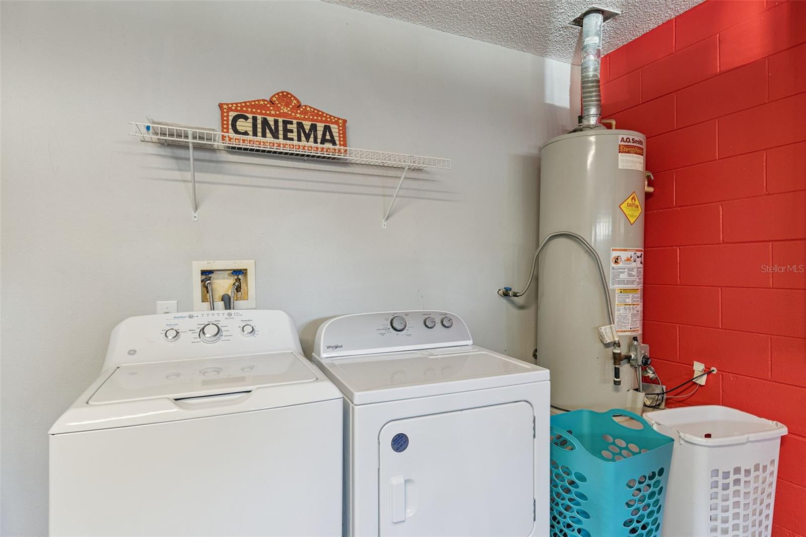 INDIAN CREEK - Residential