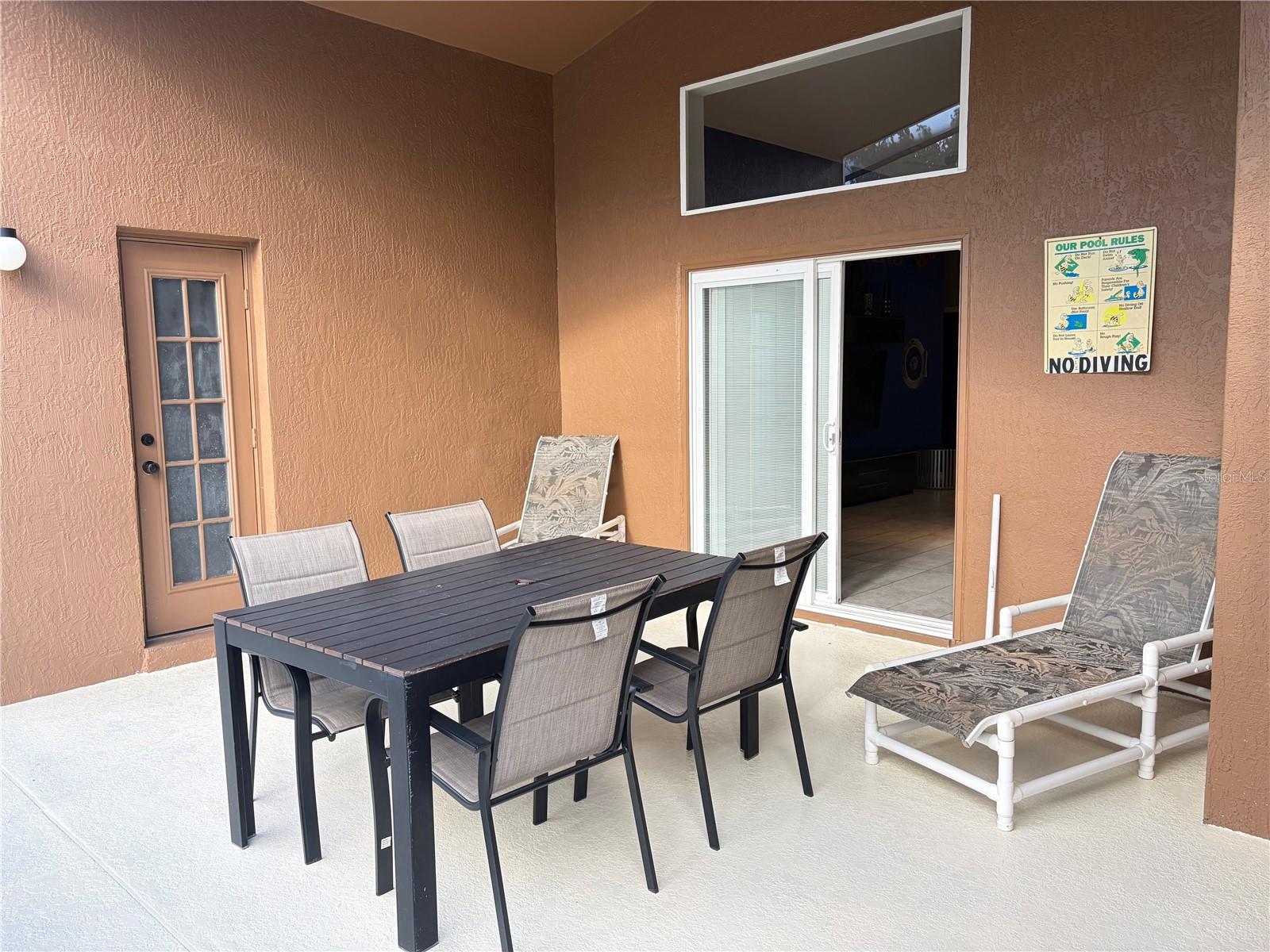 8067 ROARING CREEK COURT