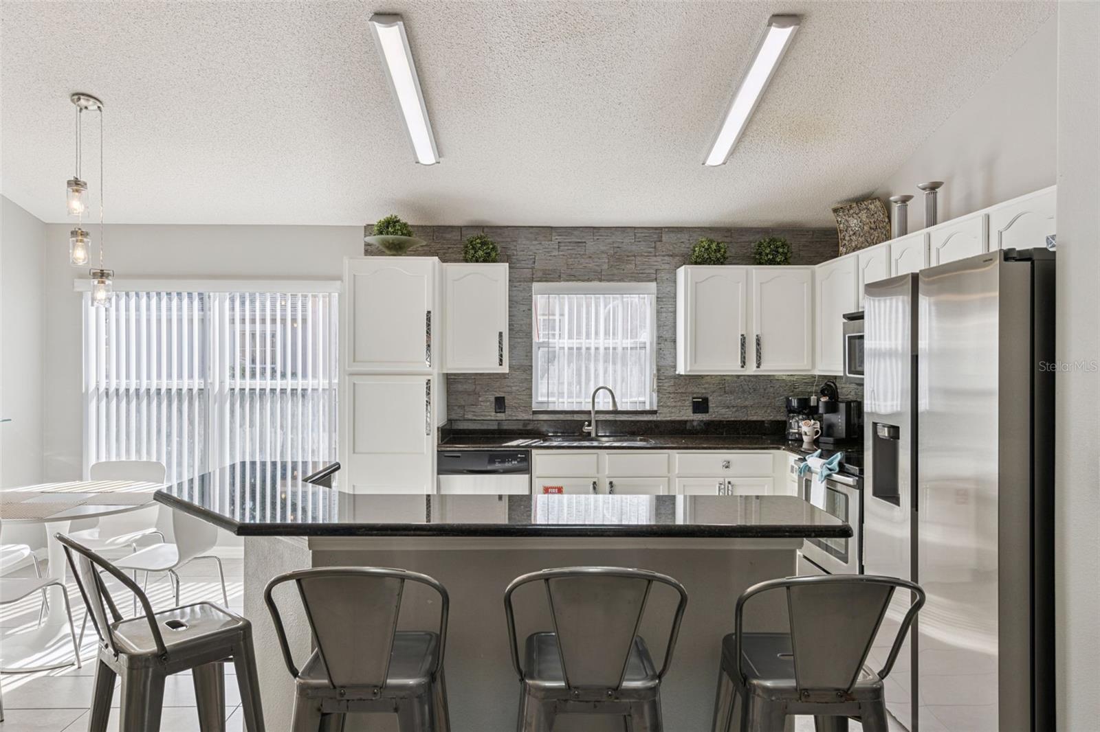 INDIAN CREEK - Residential