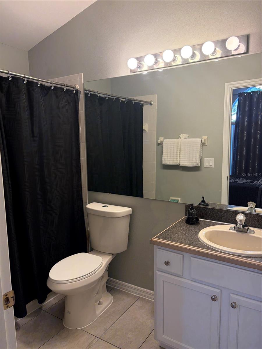 INDIAN CREEK - Residential