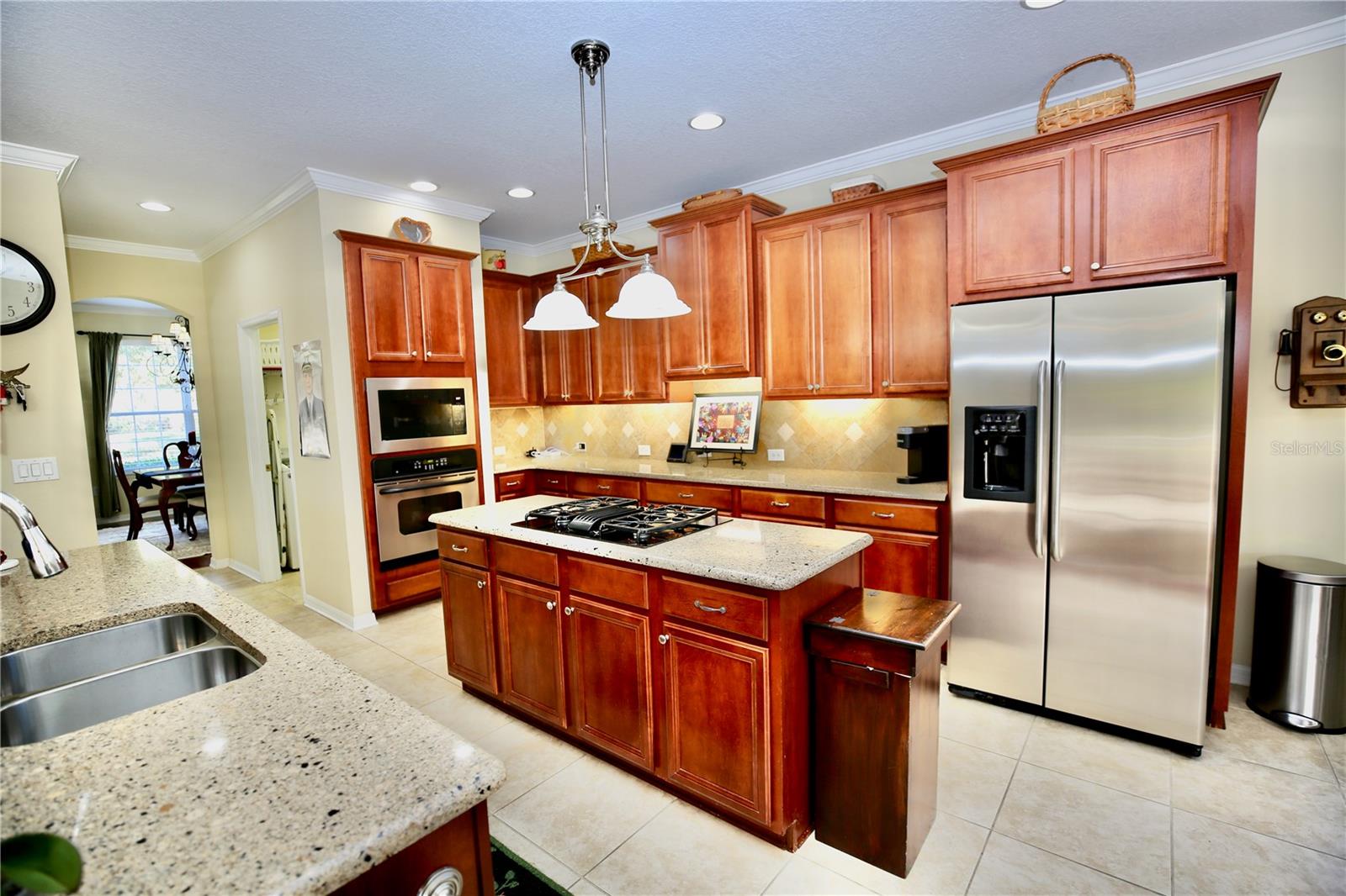 WELLINGTON MANOR PH 2 - Residential