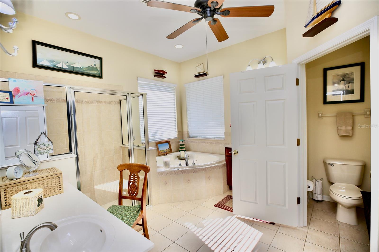 WELLINGTON MANOR PH 2 - Residential