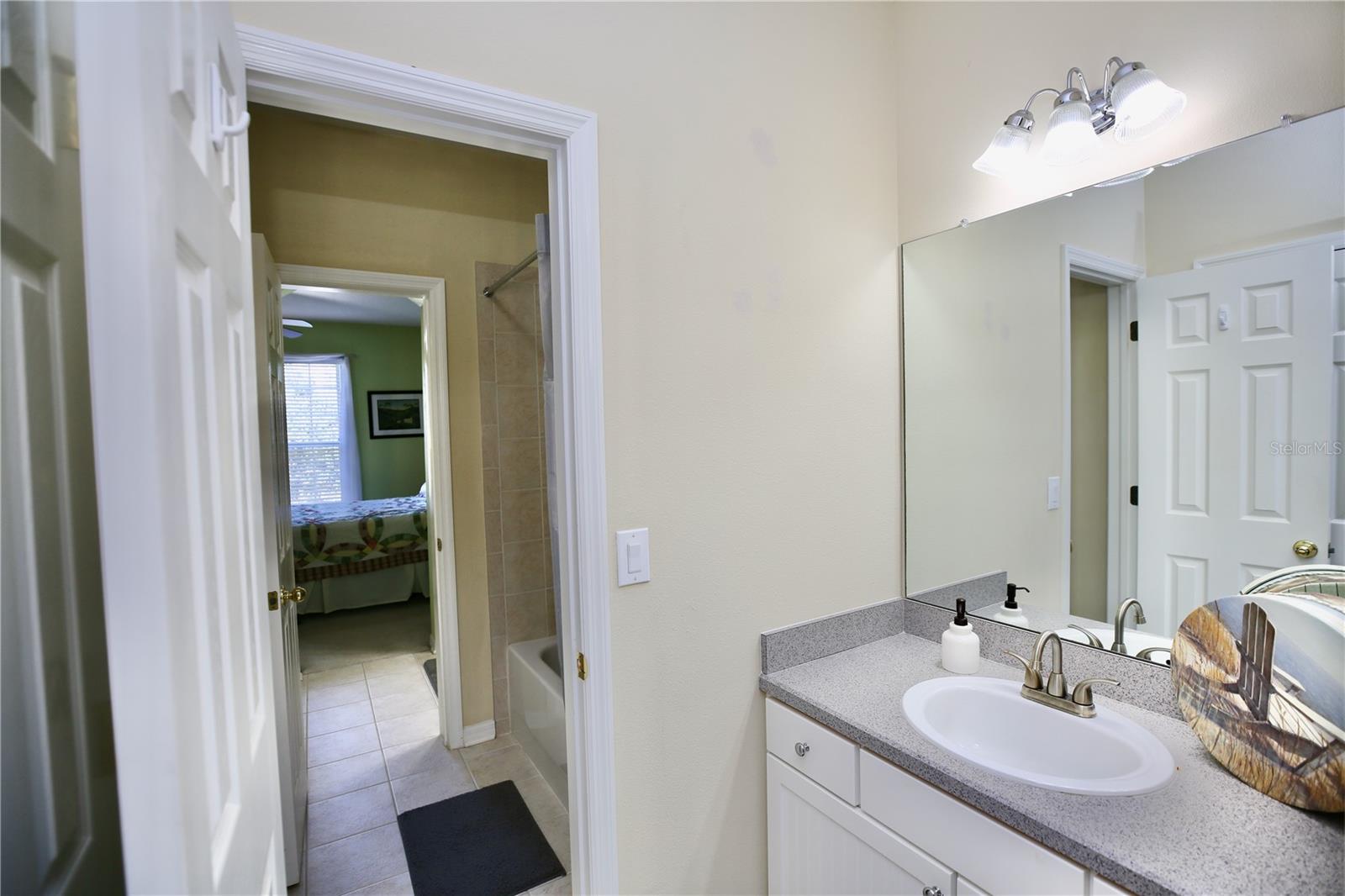 WELLINGTON MANOR PH 2 - Residential