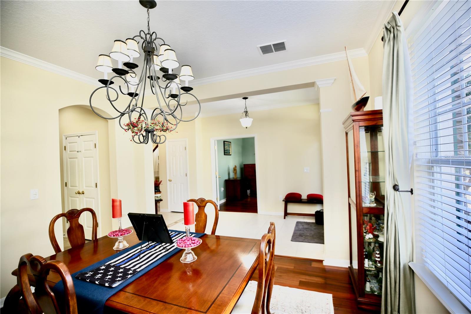 WELLINGTON MANOR PH 2 - Residential