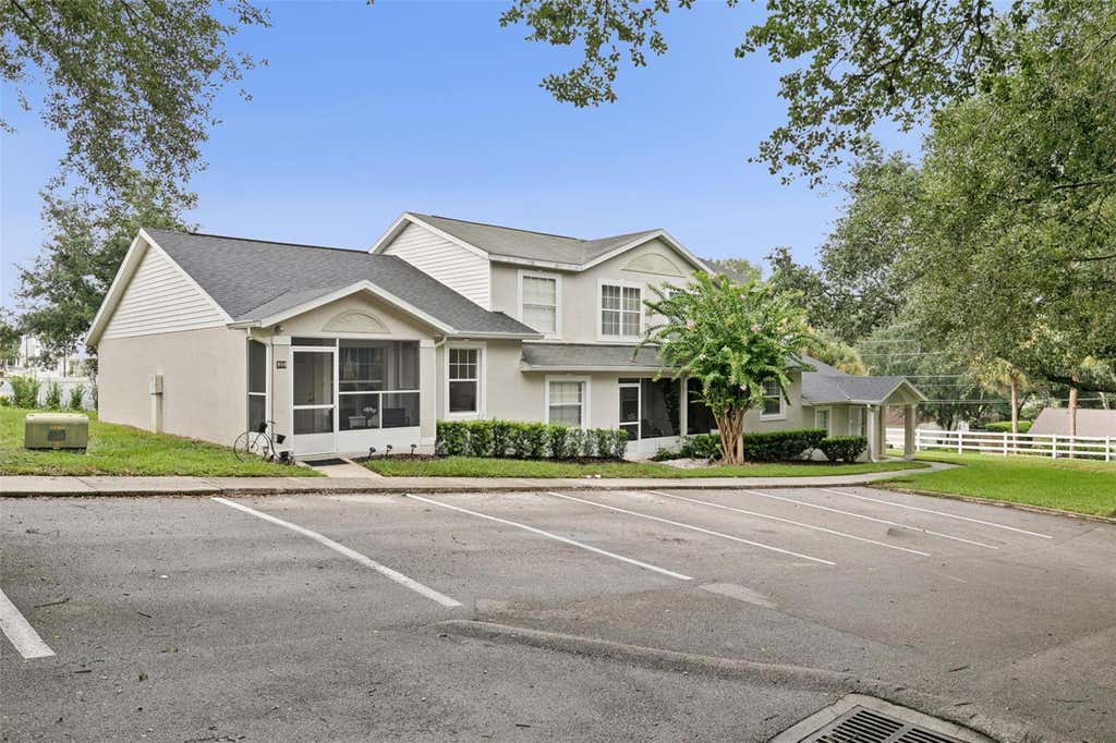 Photo of 608 E Grand Highway, Clermont, FL 34711 (MLS # O6427373)