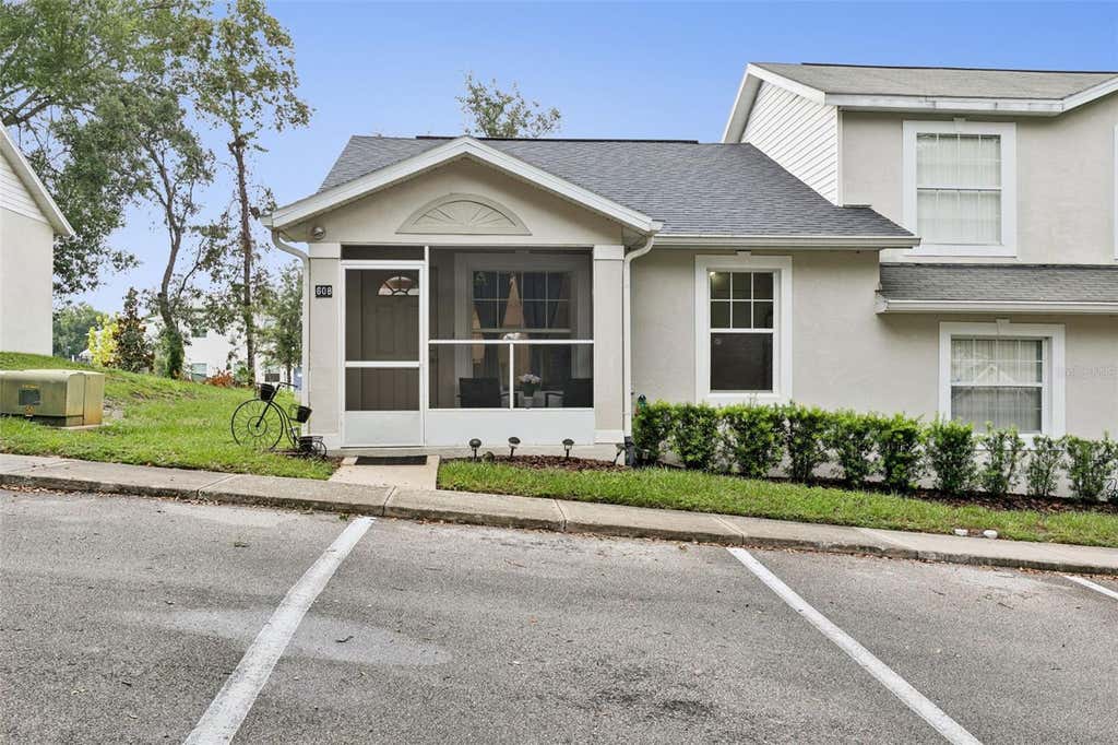 Photo of 608 E Grand Highway, Clermont, FL 34711 (MLS # O6427373)