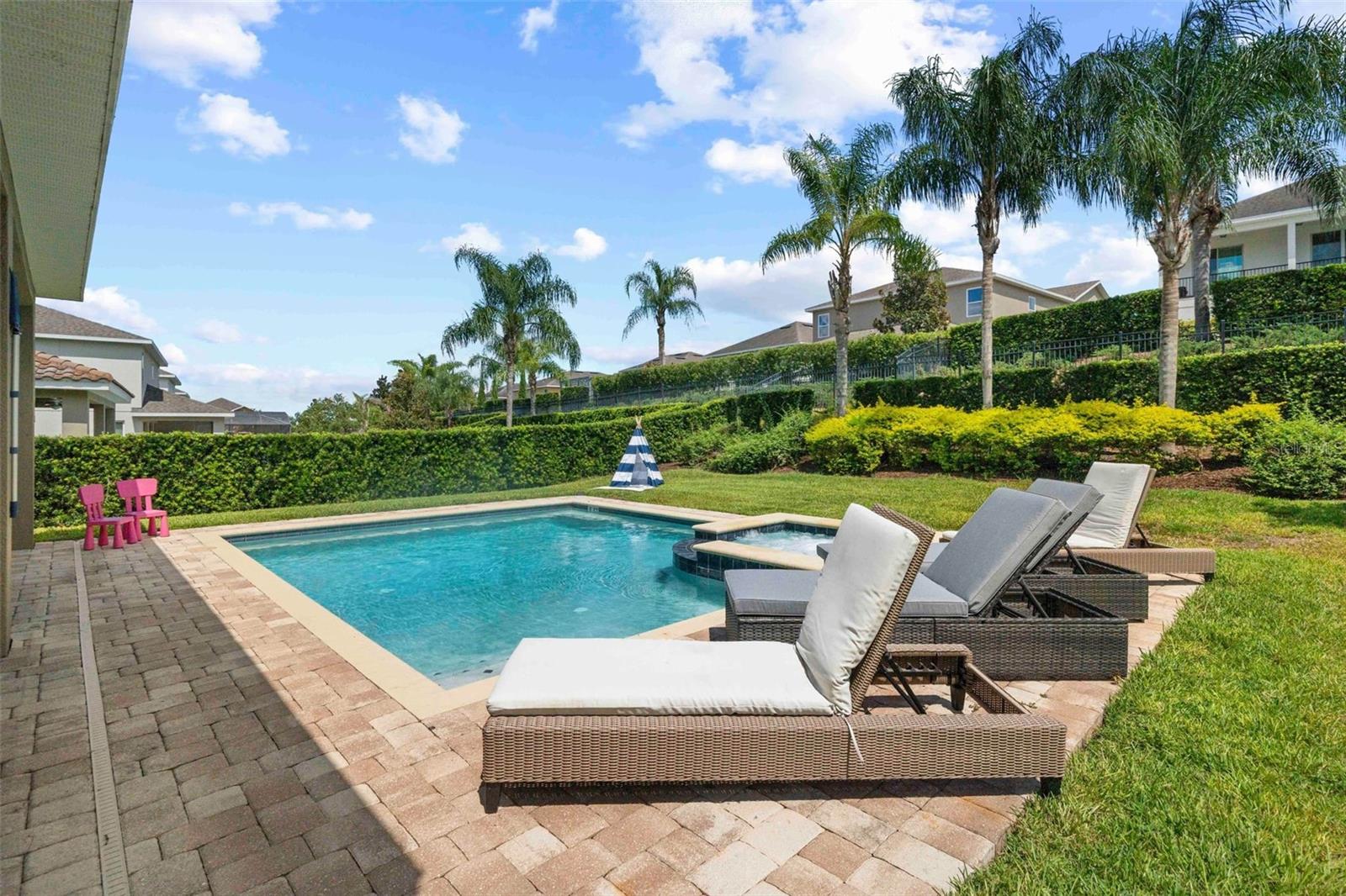 341 FALLS DRIVE