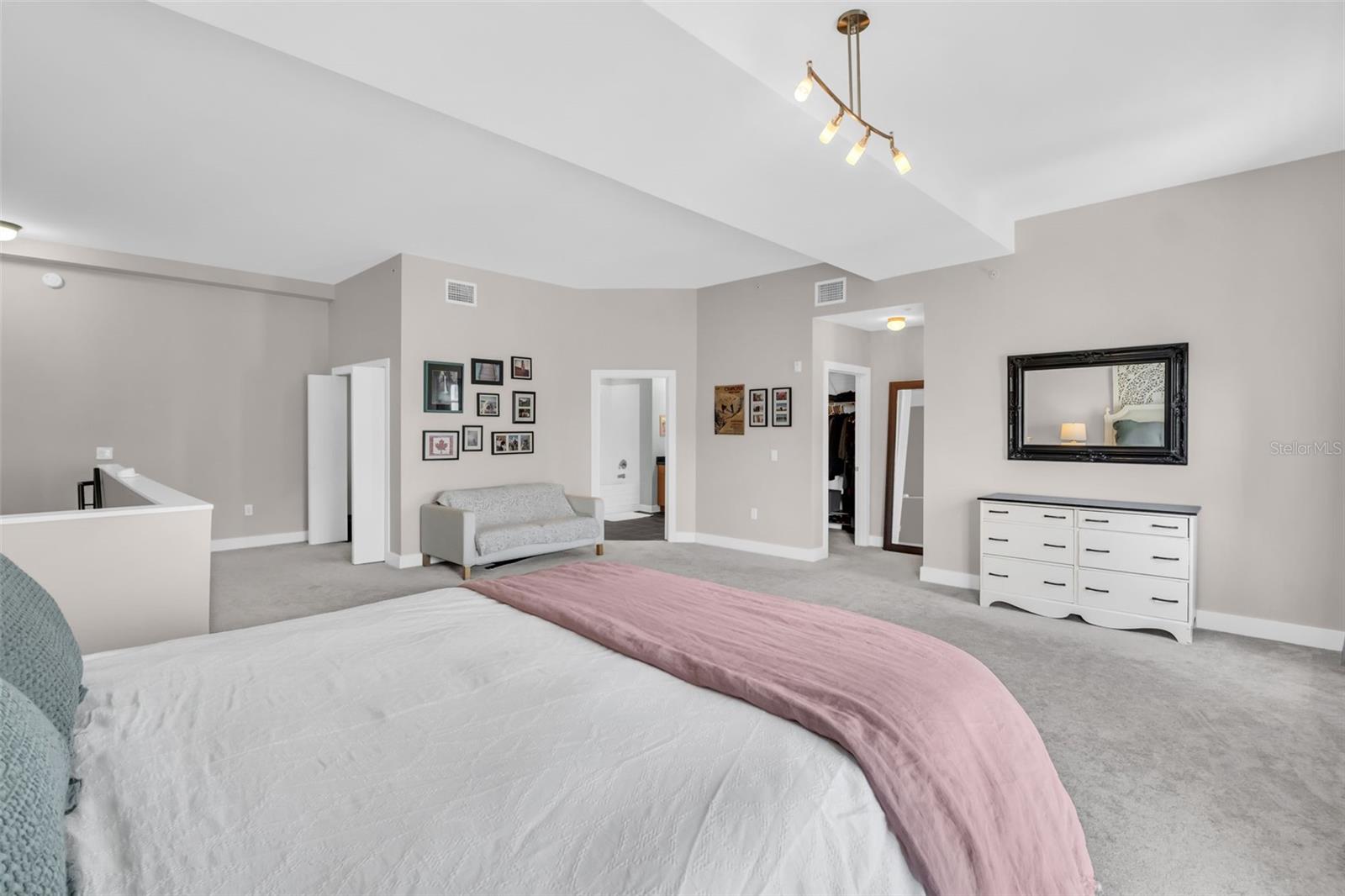 1010 CENTRAL CONDO - Residential