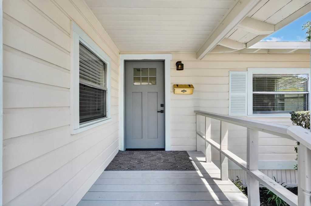 Photo of 246 Willow Place, Ormond Beach, FL 32174 (MLS # V4949222)