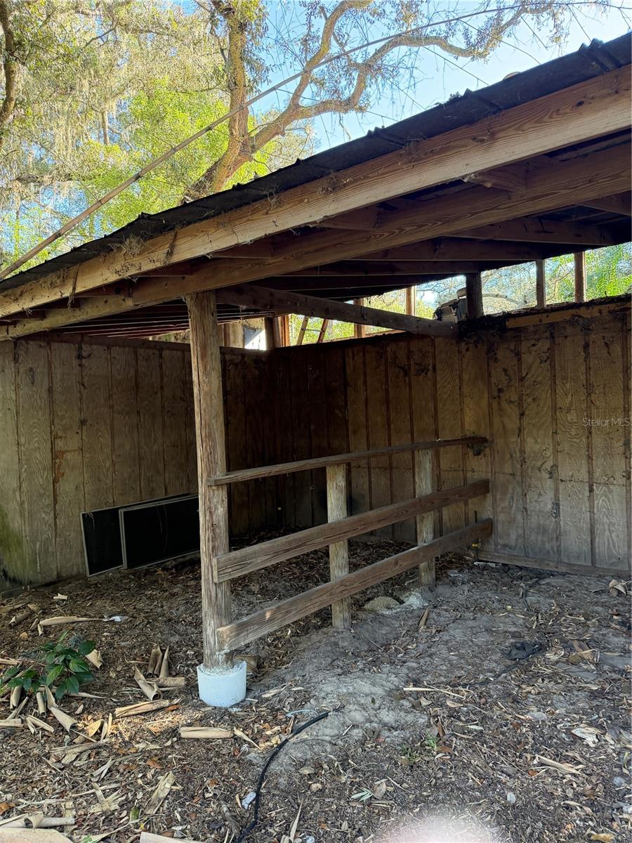 ACREAGE - Residential