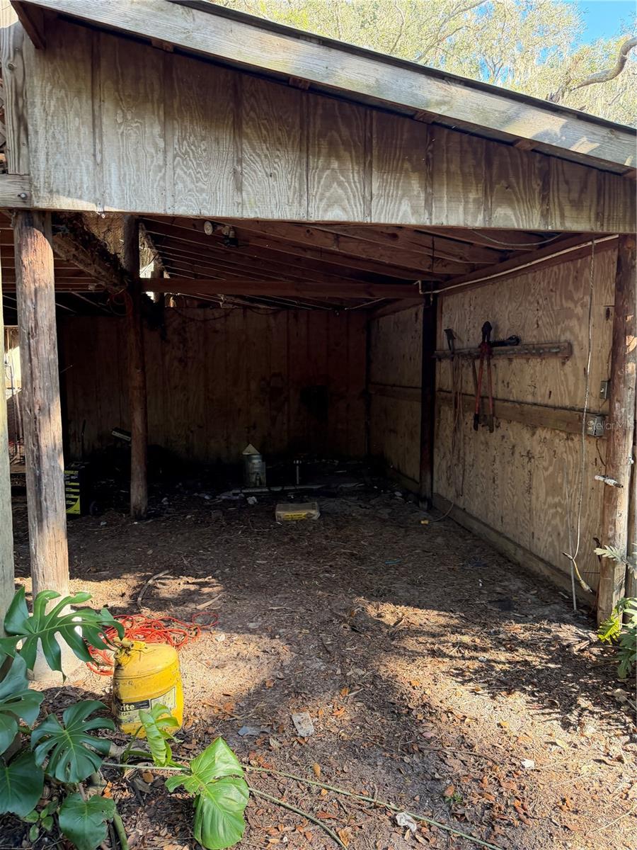 ACREAGE - Residential