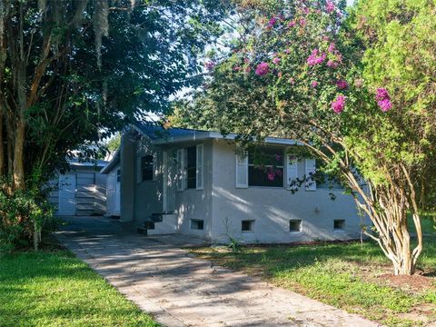 A home in HERNANDO