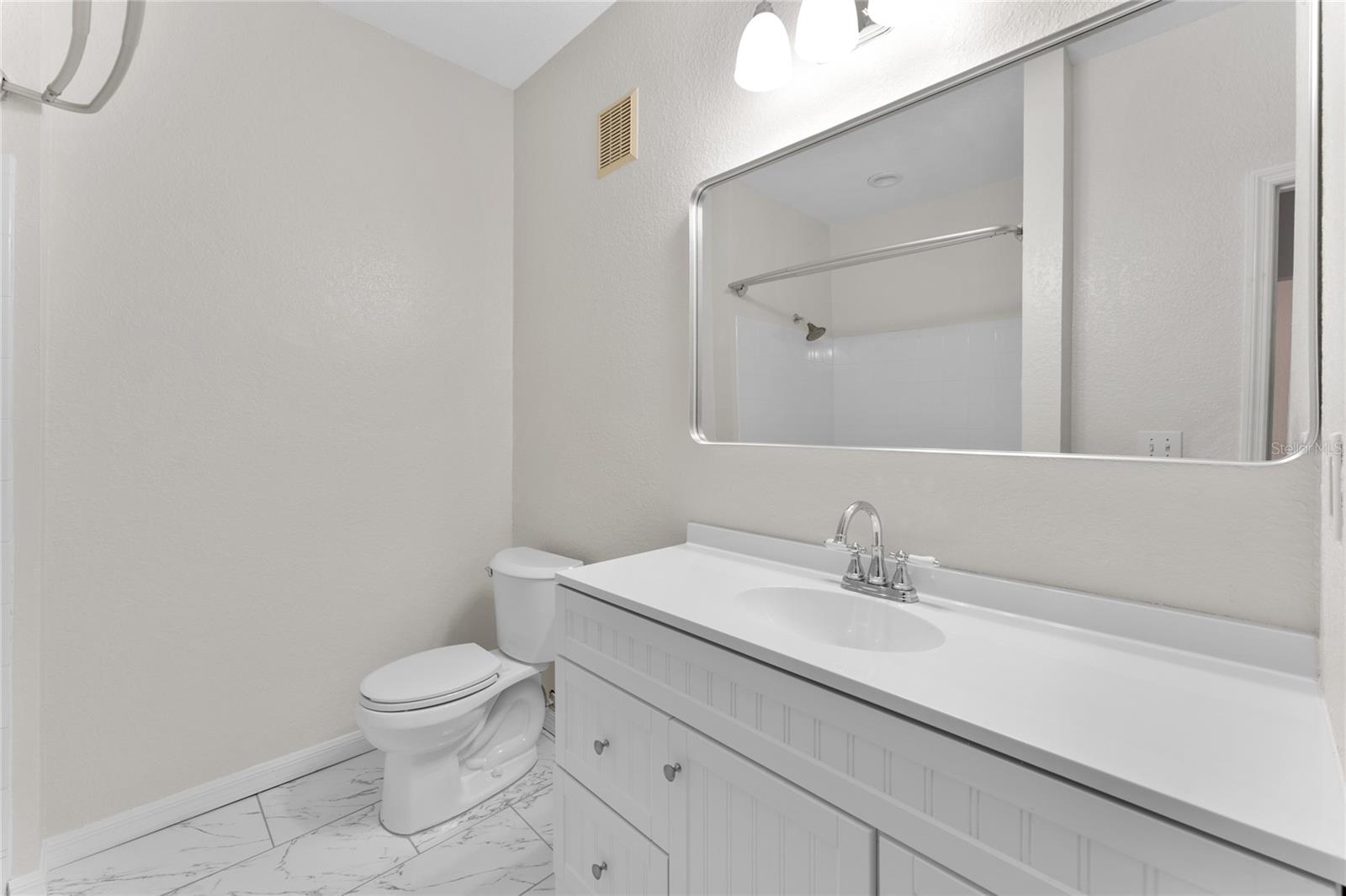 VILLA SONOMA AT INTERNATIONAL - Residential Lease