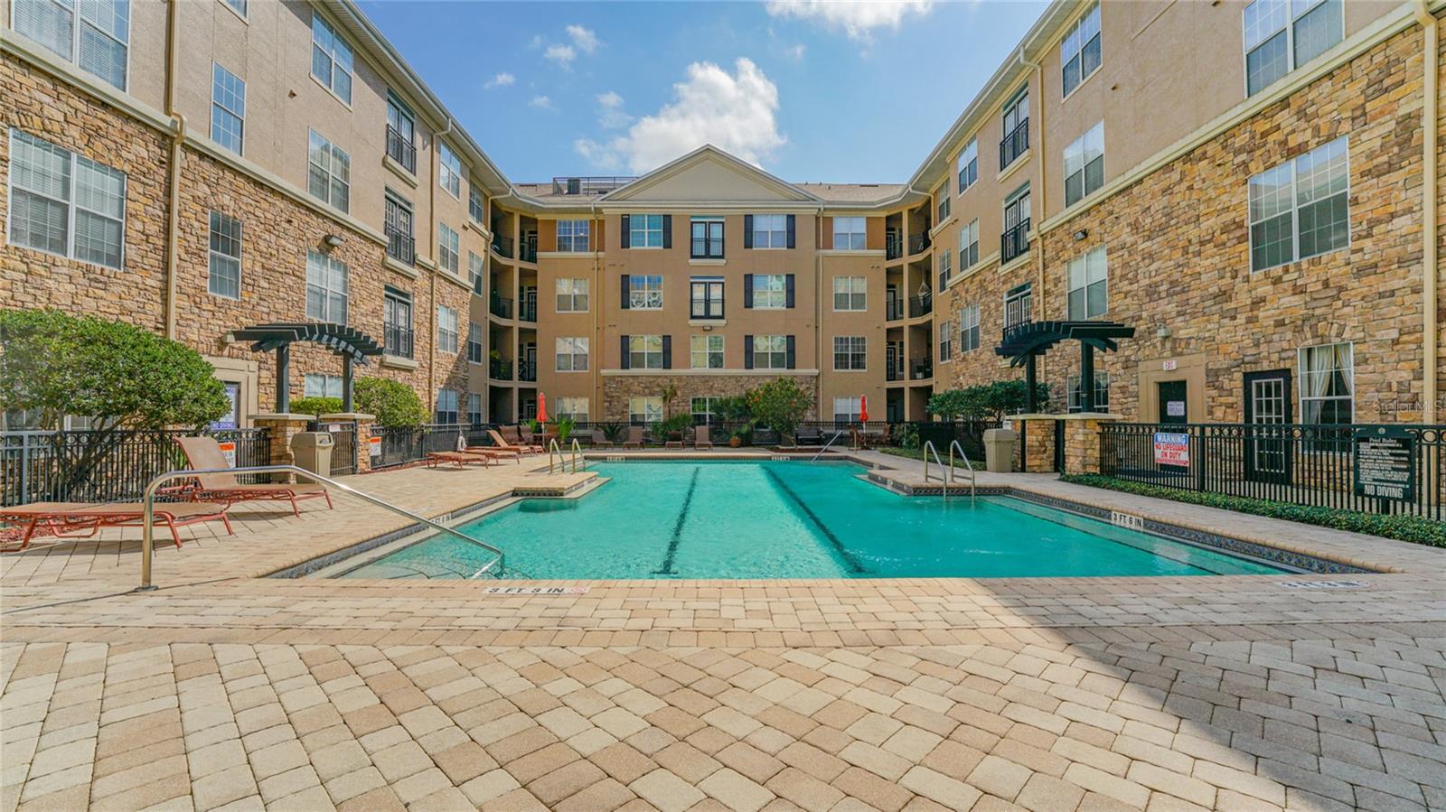 VILLA SONOMA AT INTERNATIONAL - Residential Lease