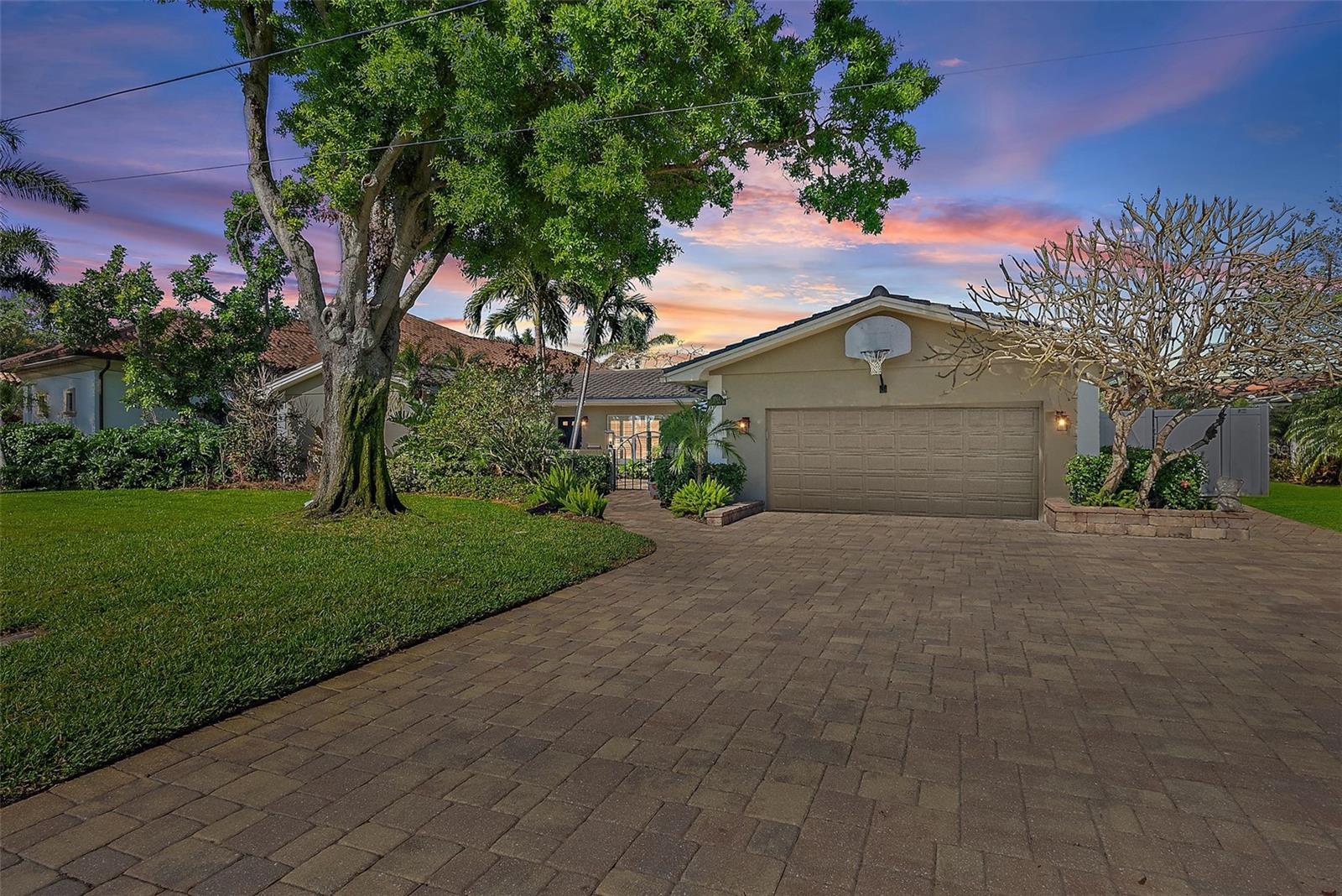 1344 MONTEREY BOULEVARD NE