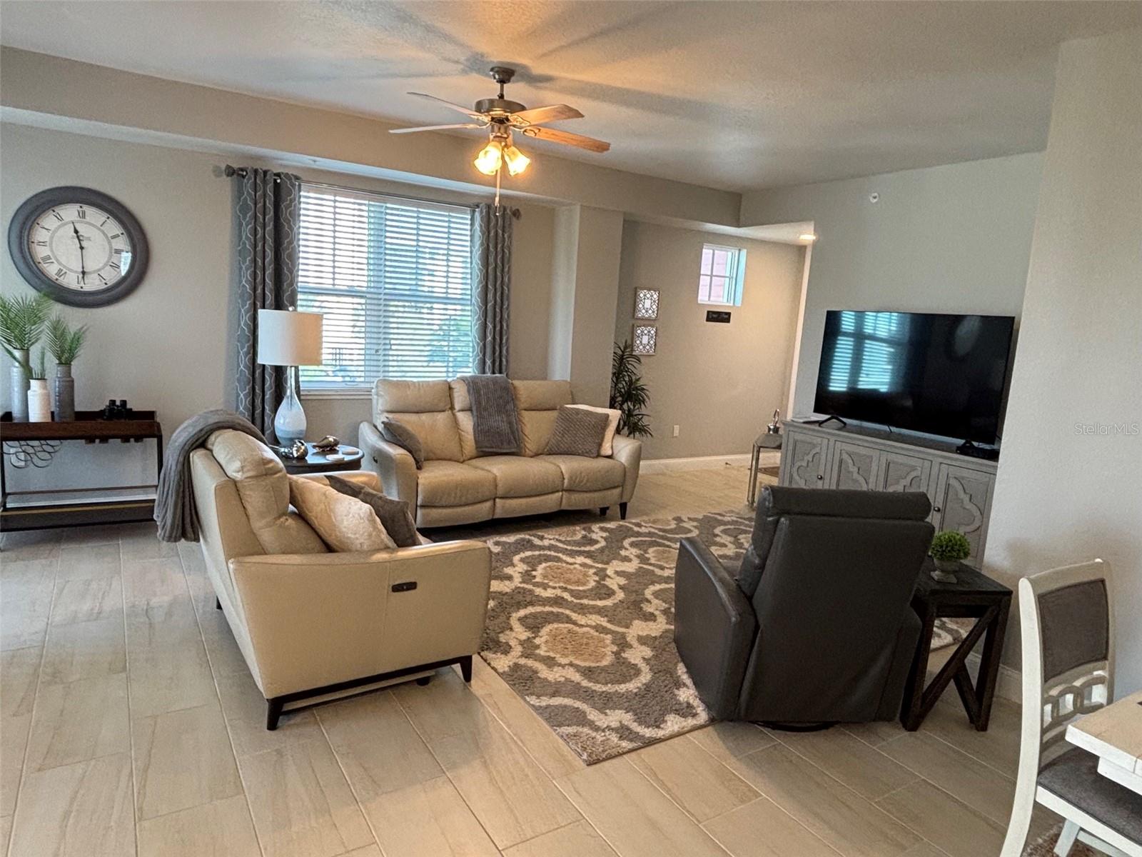 RIVERWALK CONDOMINIUMS - Residential