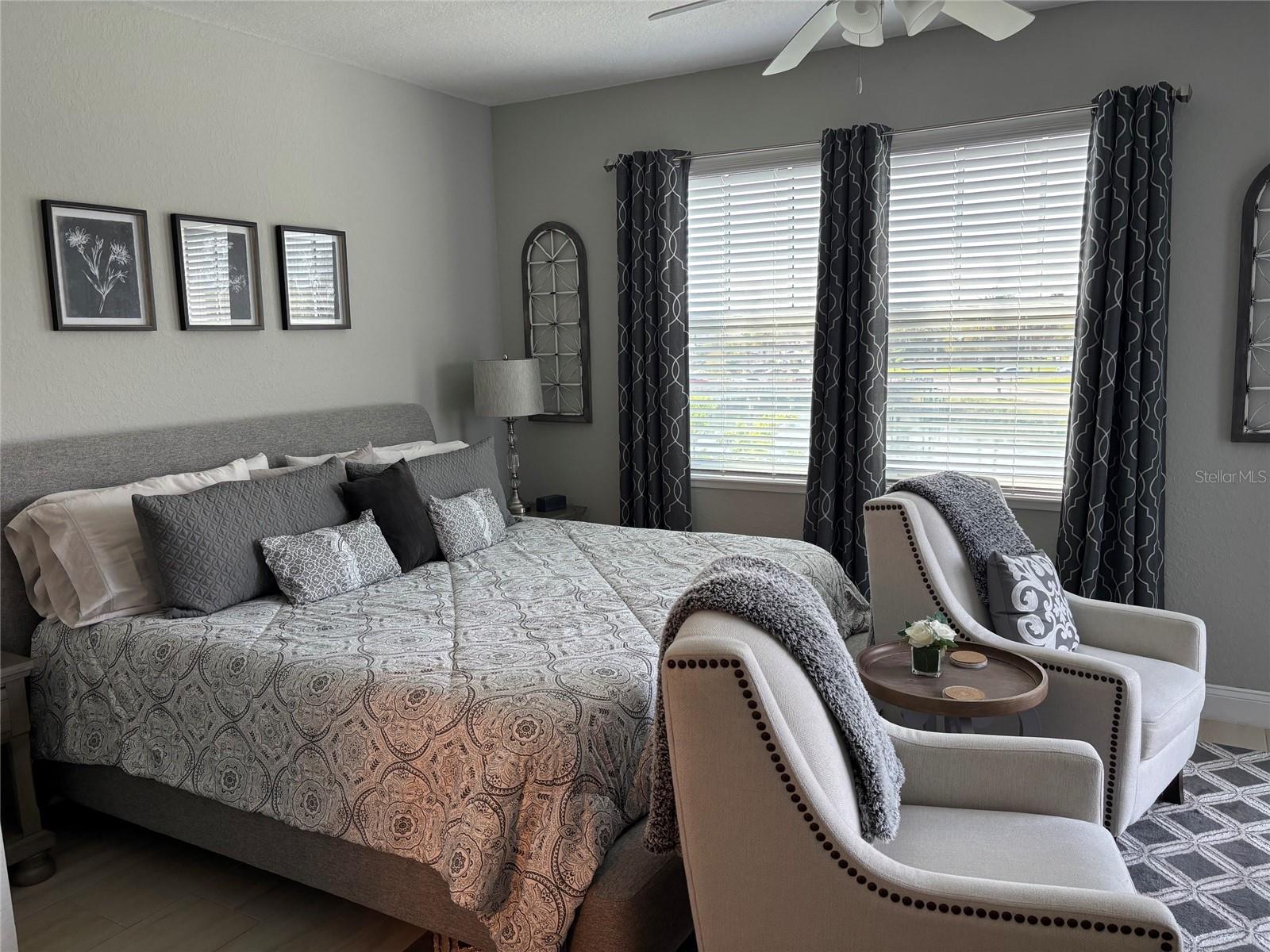 RIVERWALK CONDOMINIUMS - Residential