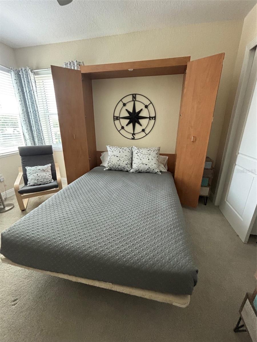 RIVERWALK CONDOMINIUMS - Residential