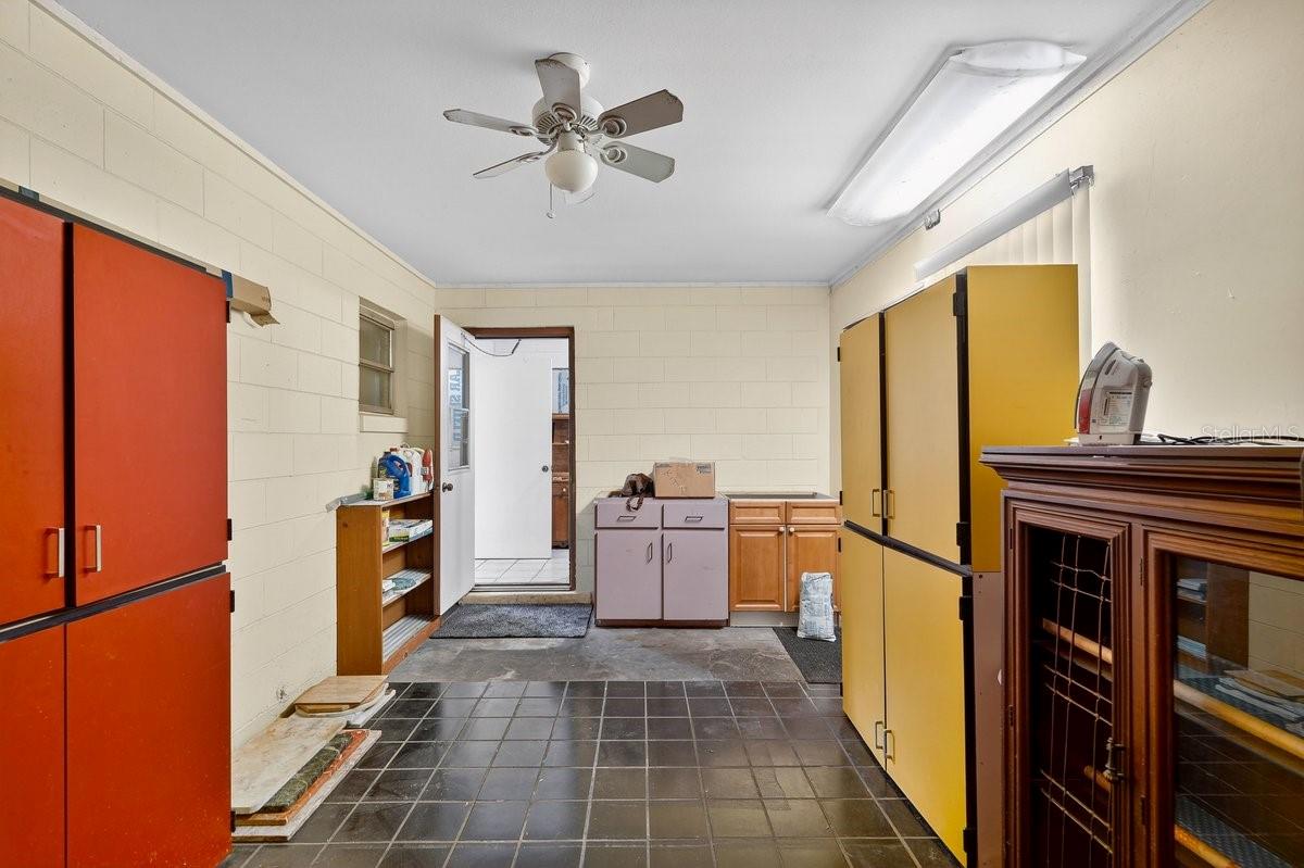 DAYTONA HIGHRIDGE ESTATES ADD UNIT 01 - Residential