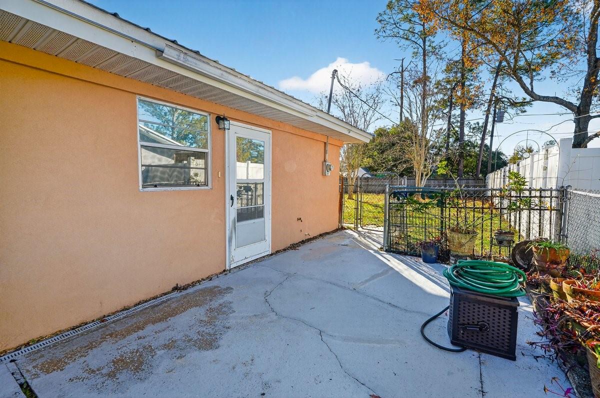 DAYTONA HIGHRIDGE ESTATES ADD UNIT 01 - Residential